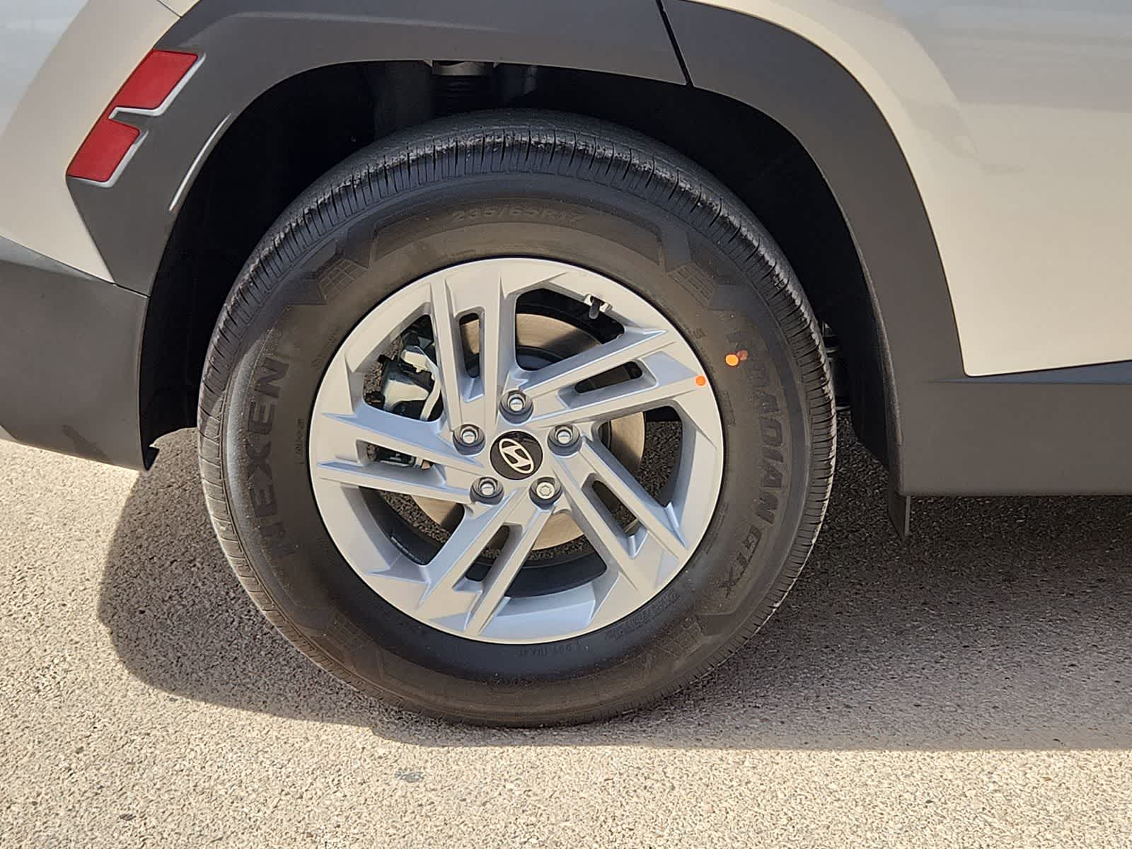 new 2025 Hyundai Tucson car, priced at $30,785