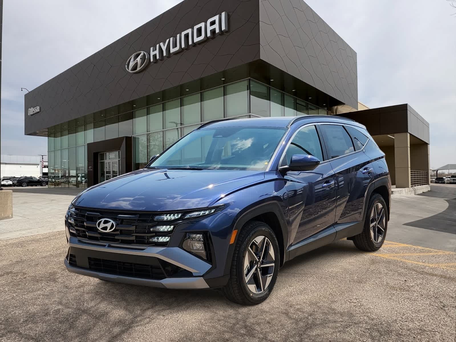 new 2025 Hyundai Tucson car, priced at $32,655