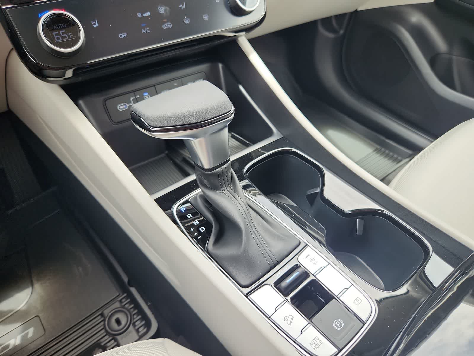 new 2025 Hyundai Tucson car, priced at $33,155