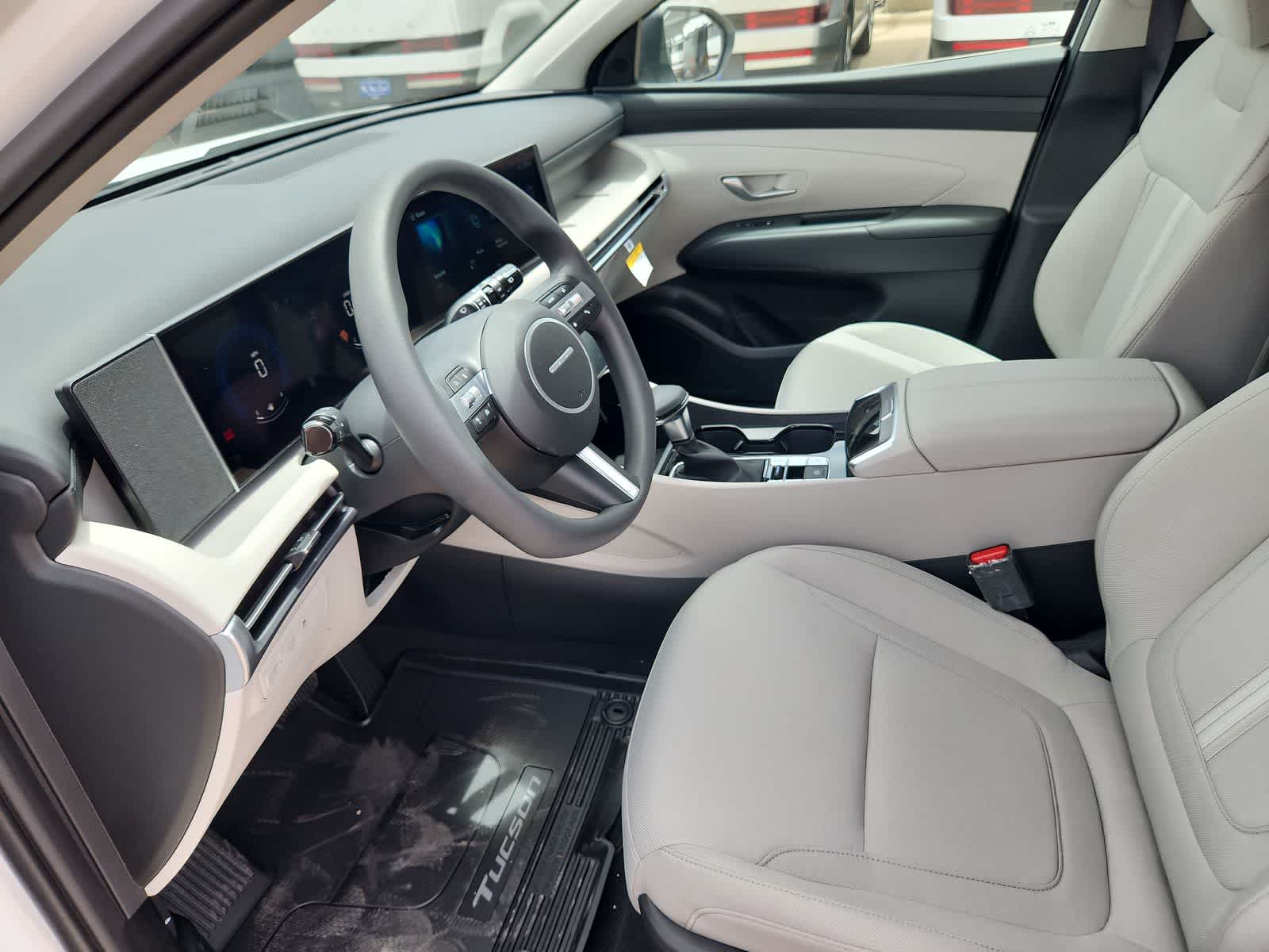 new 2025 Hyundai Tucson car, priced at $33,155