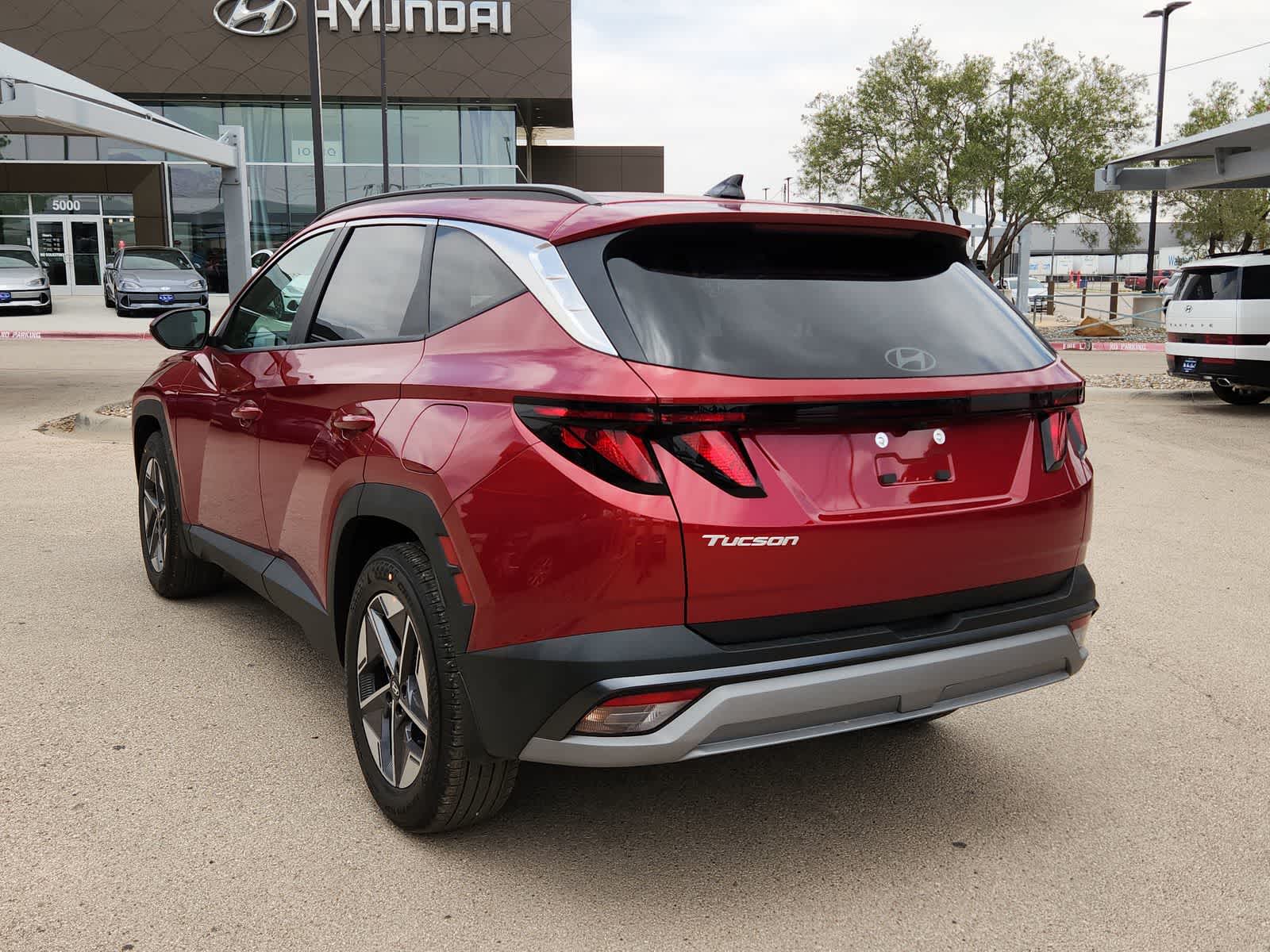 new 2025 Hyundai Tucson car, priced at $33,155