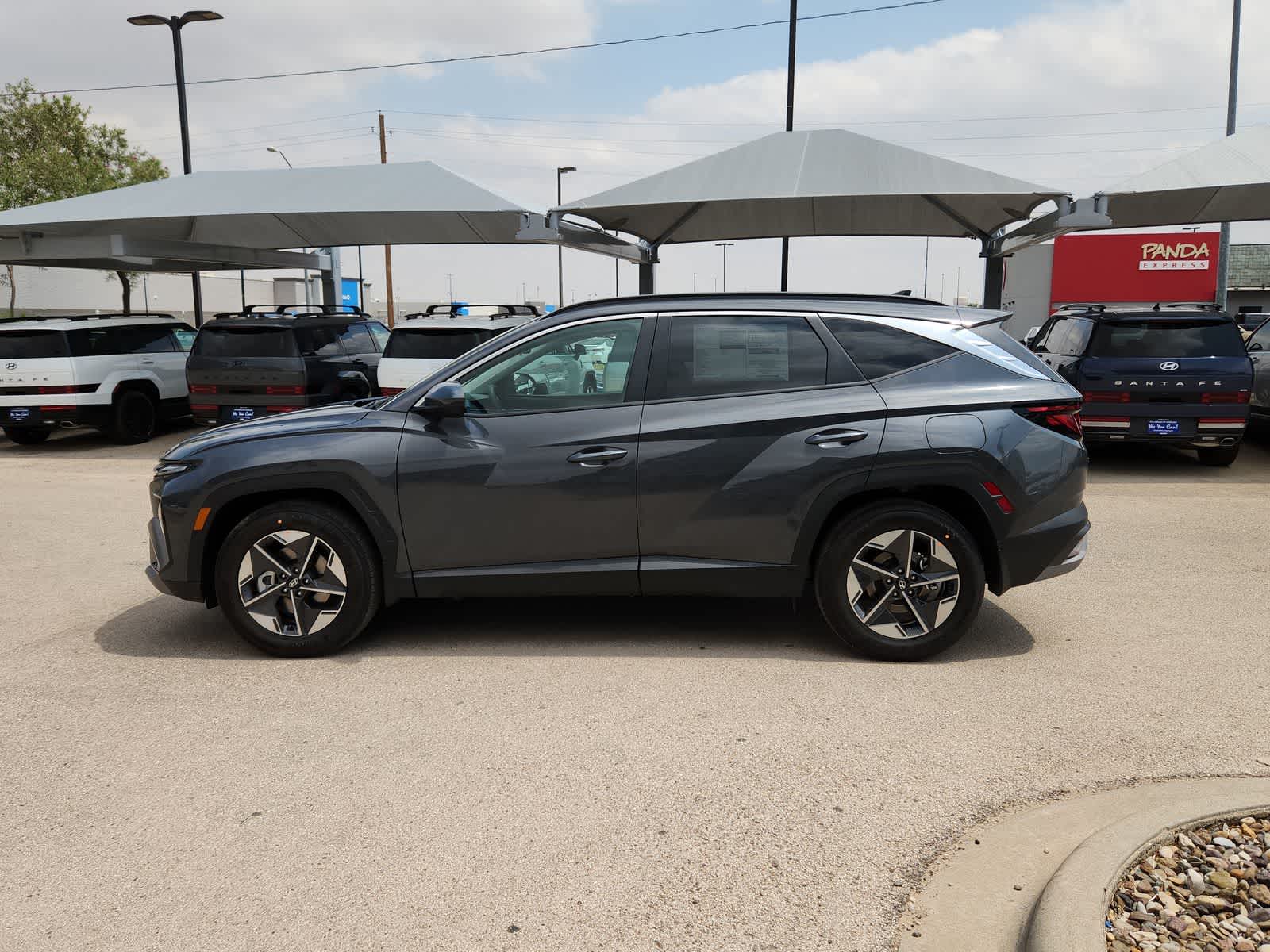 new 2025 Hyundai Tucson car, priced at $32,655