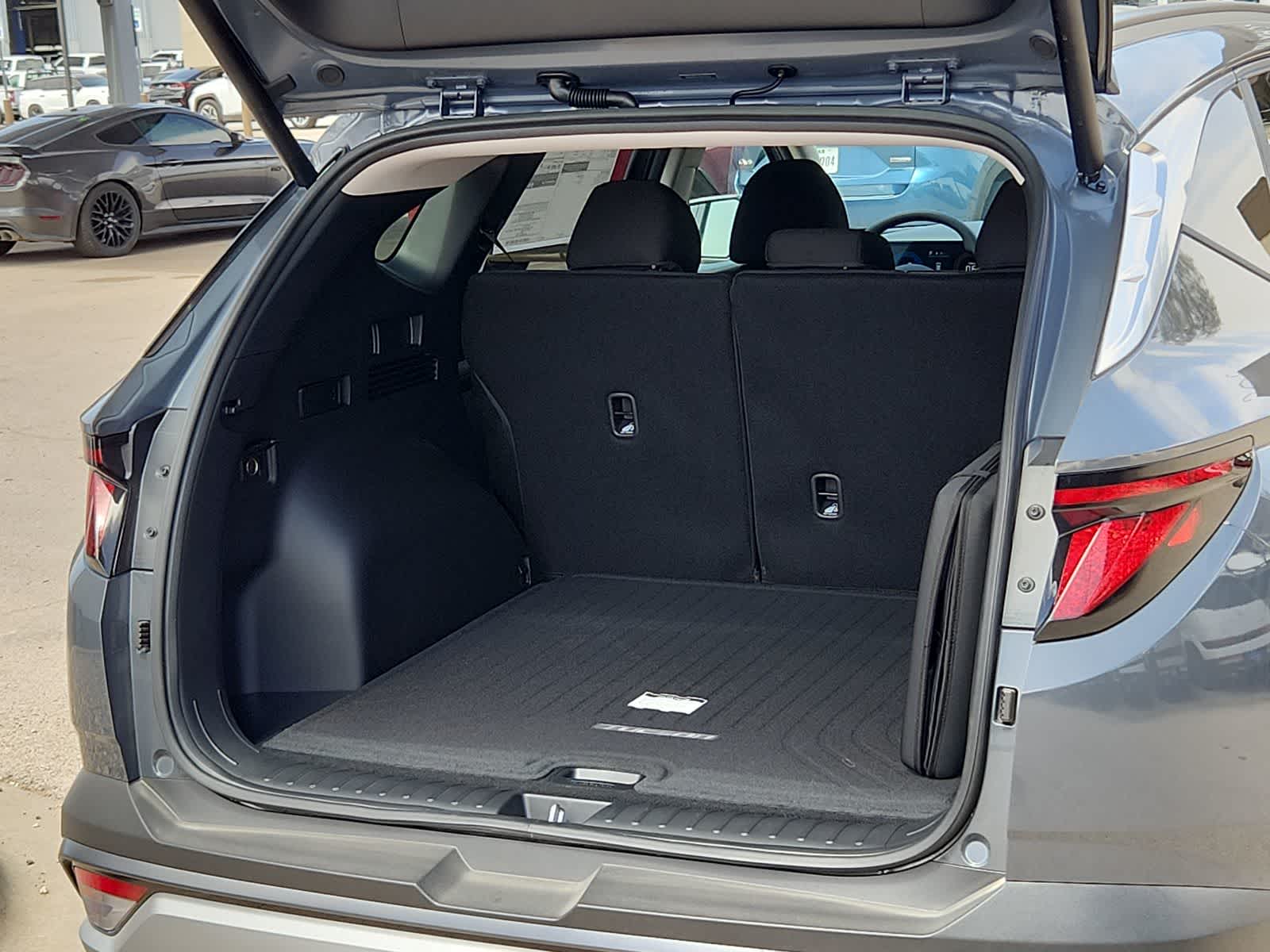 new 2025 Hyundai Tucson car, priced at $32,655