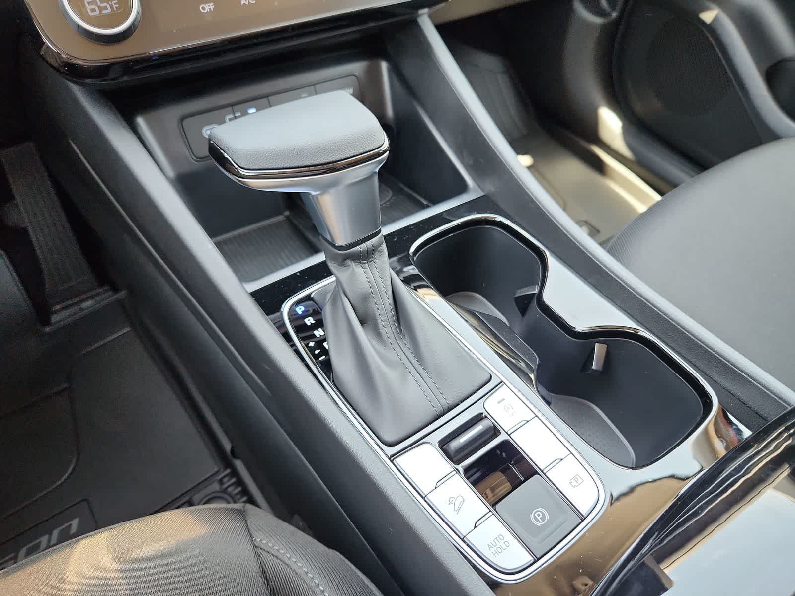 new 2025 Hyundai Tucson car, priced at $33,110