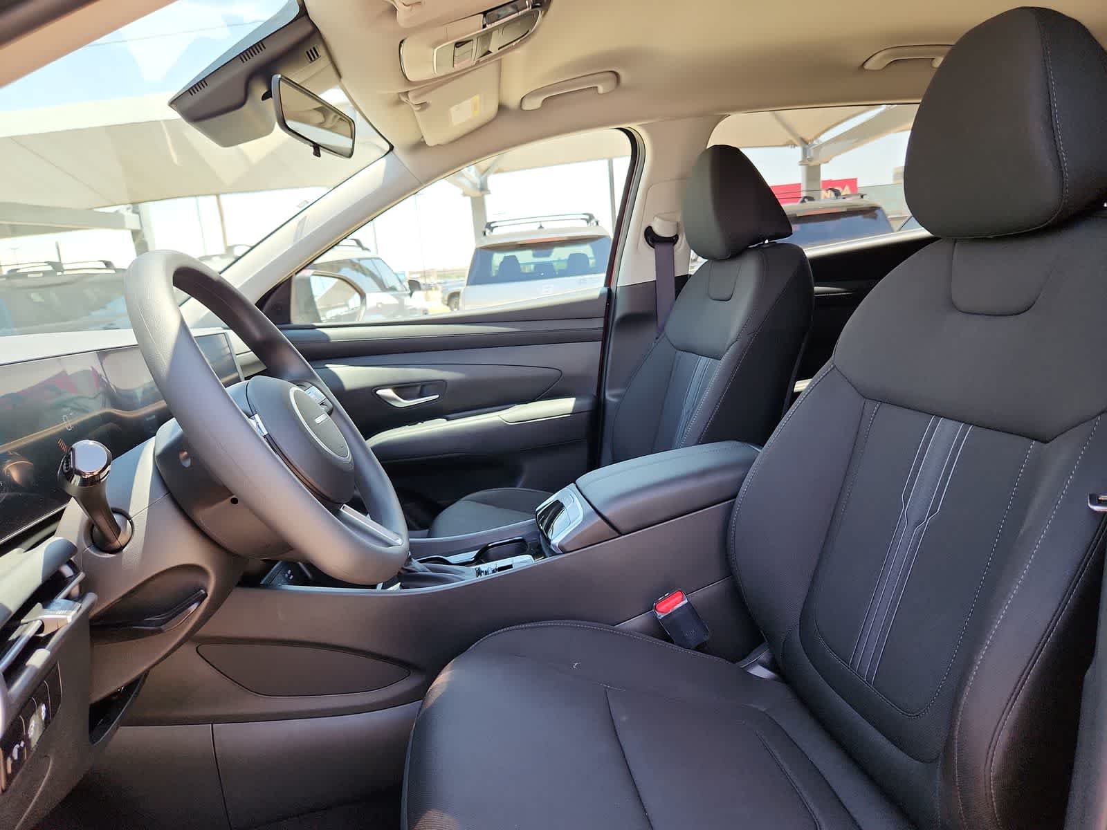 new 2025 Hyundai Tucson car, priced at $33,110