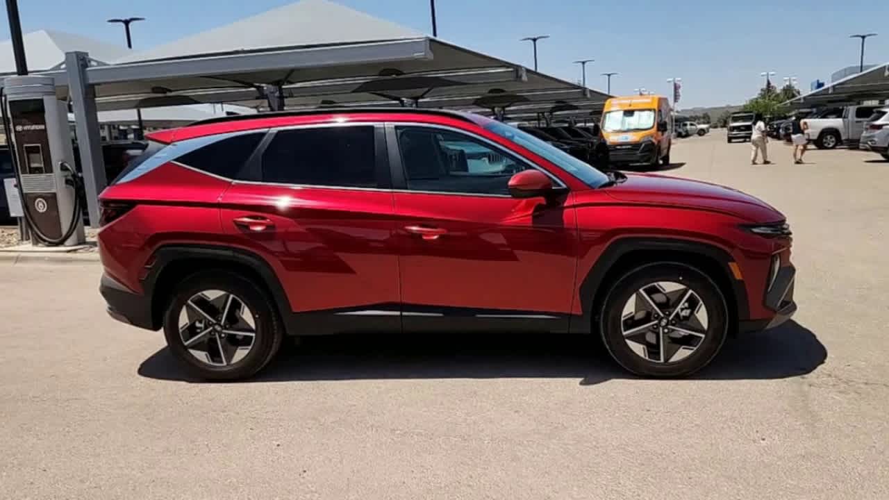 new 2025 Hyundai Tucson car, priced at $33,110
