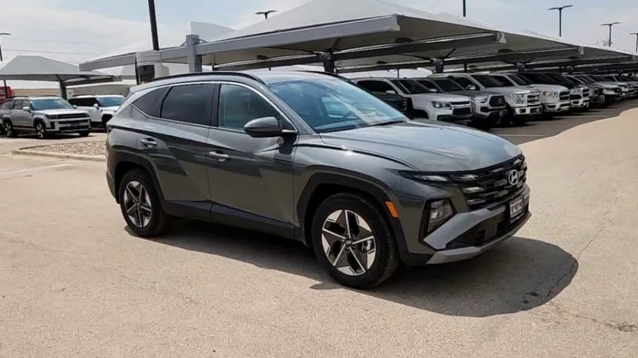 new 2025 Hyundai Tucson car, priced at $32,610