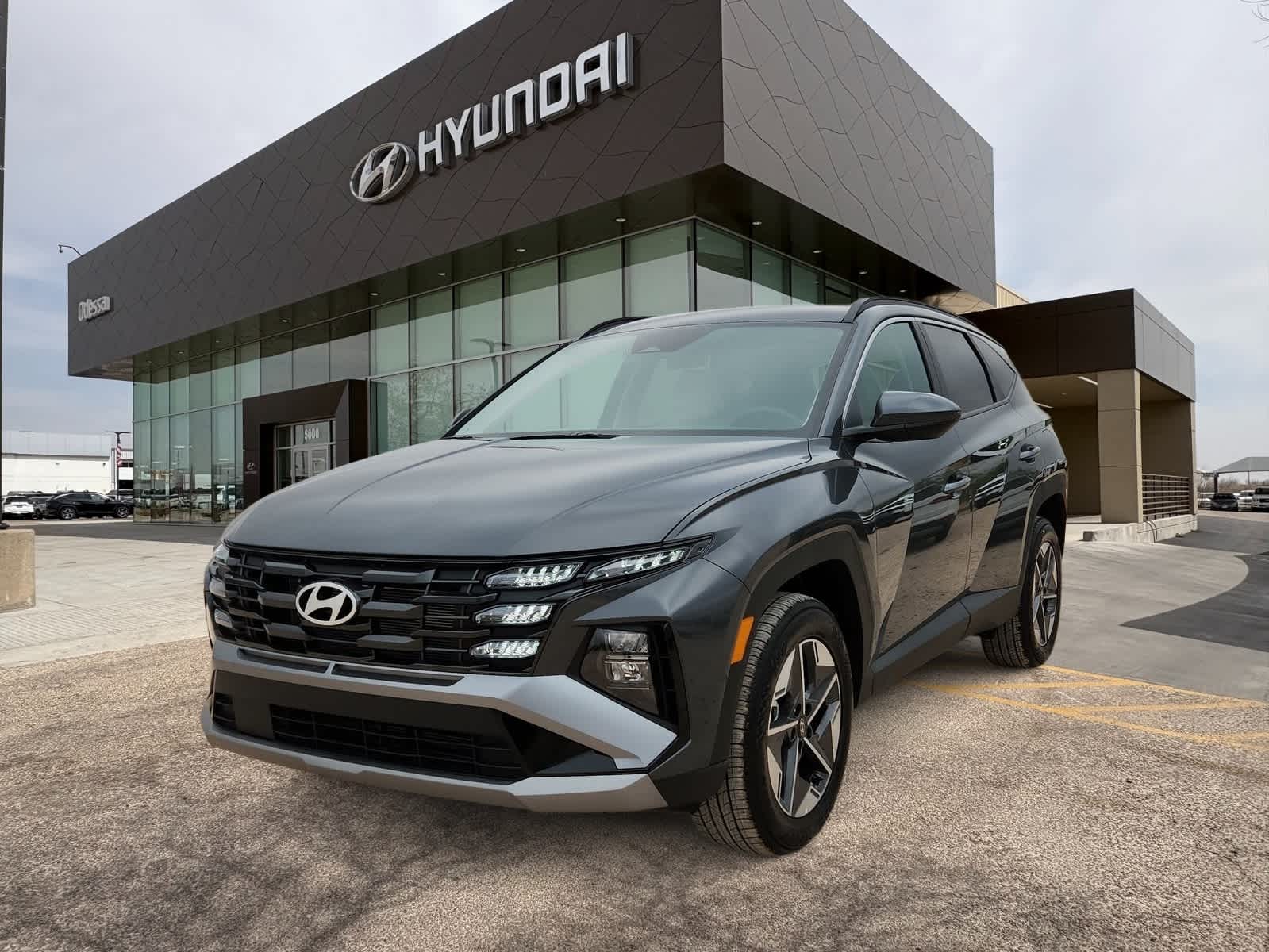new 2025 Hyundai Tucson car, priced at $34,174
