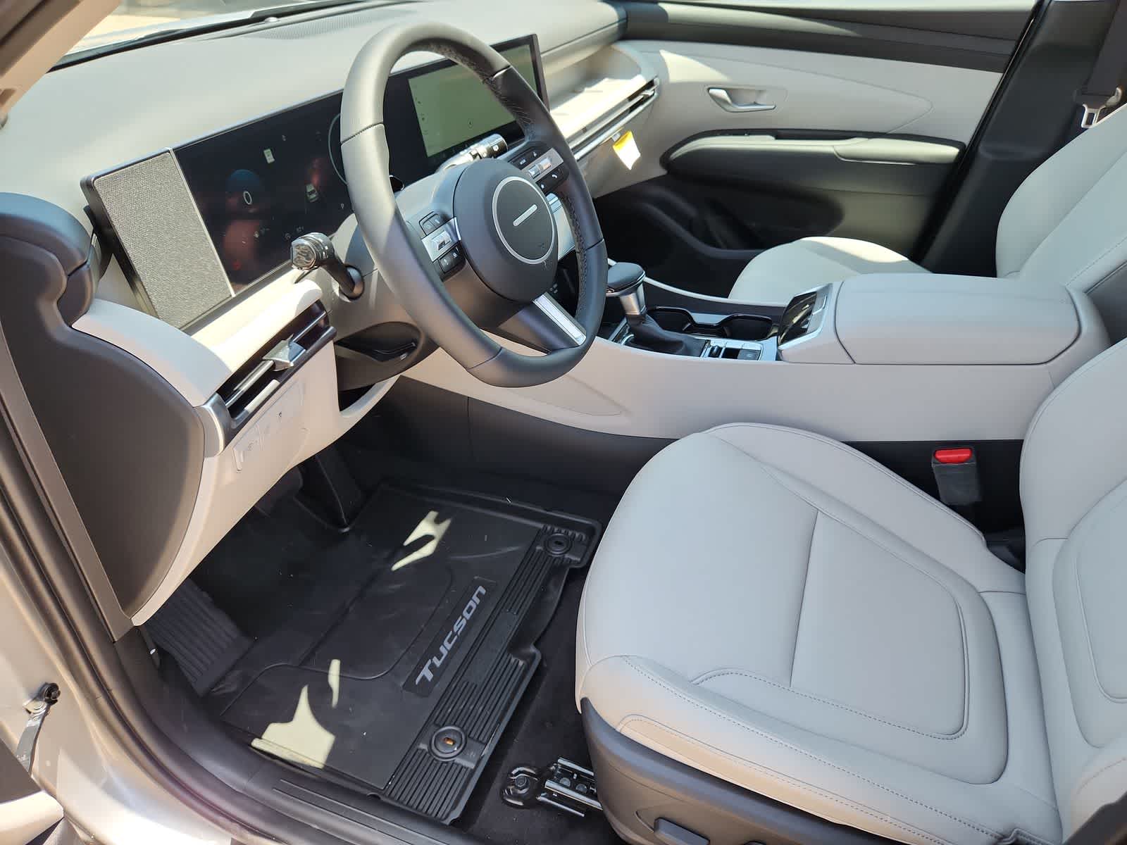 new 2025 Hyundai Tucson car, priced at $35,075