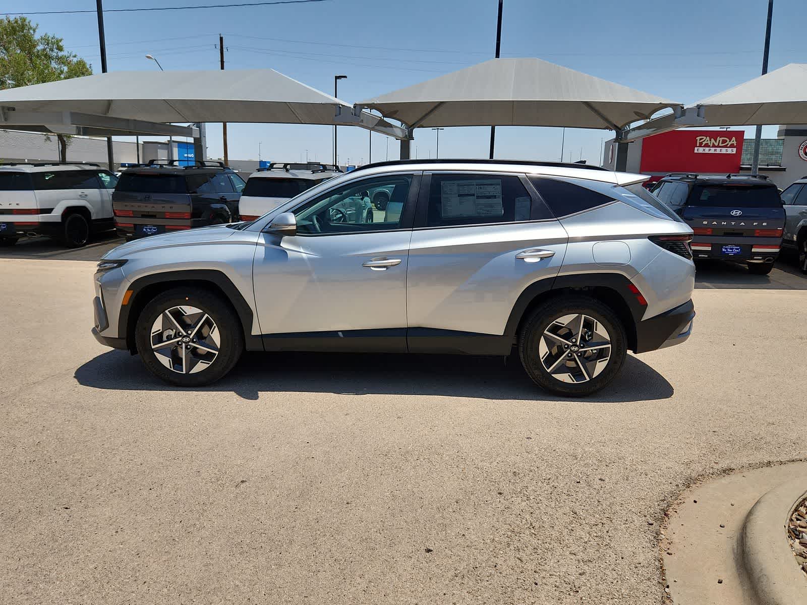new 2025 Hyundai Tucson car, priced at $35,075