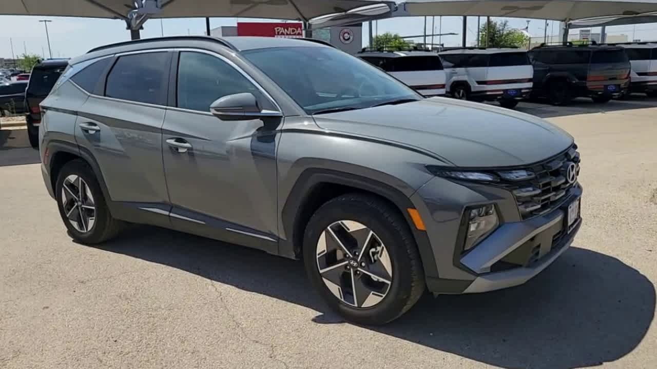 new 2025 Hyundai Tucson car, priced at $35,130