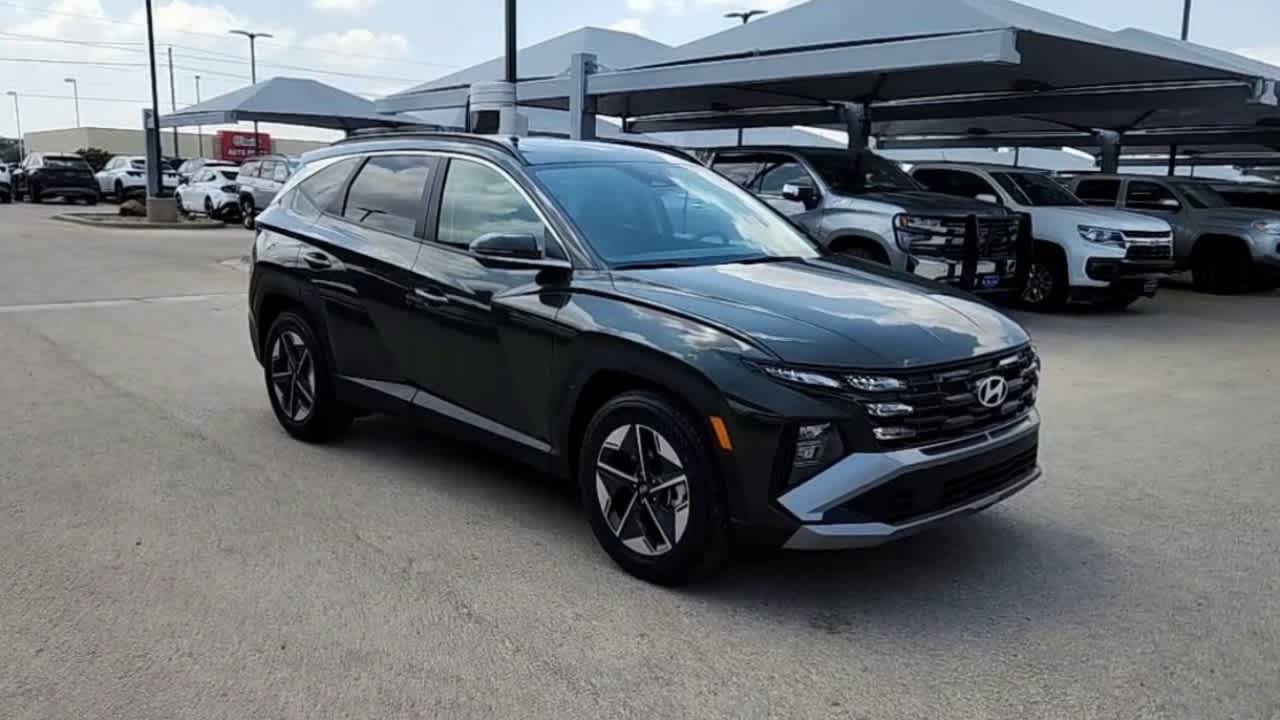 new 2025 Hyundai Tucson car, priced at $35,095