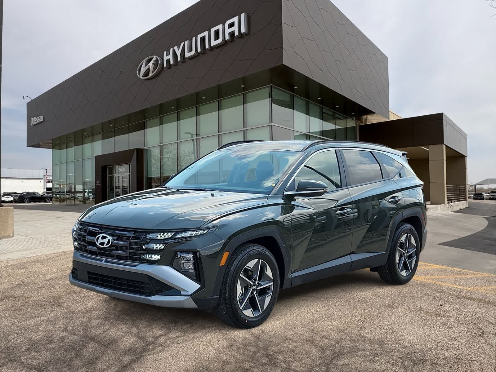new 2025 Hyundai Tucson car, priced at $35,095