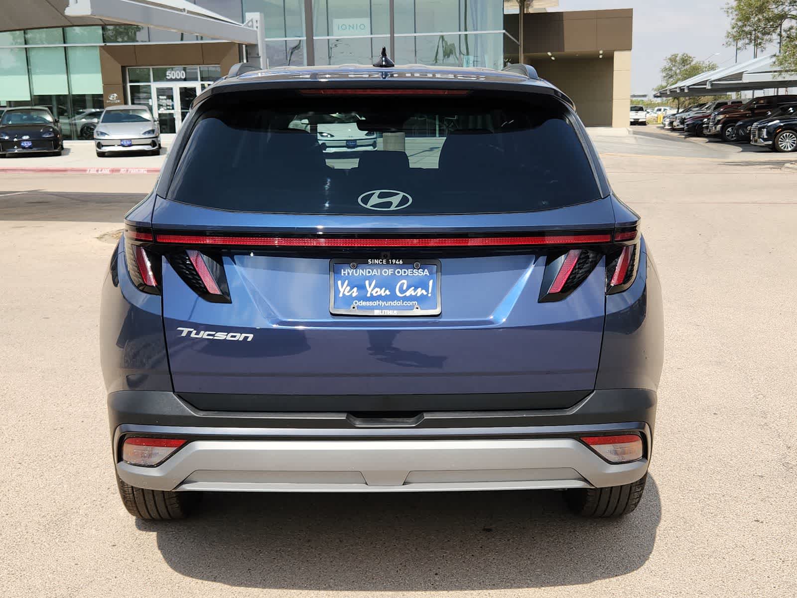 new 2025 Hyundai Tucson car, priced at $35,075