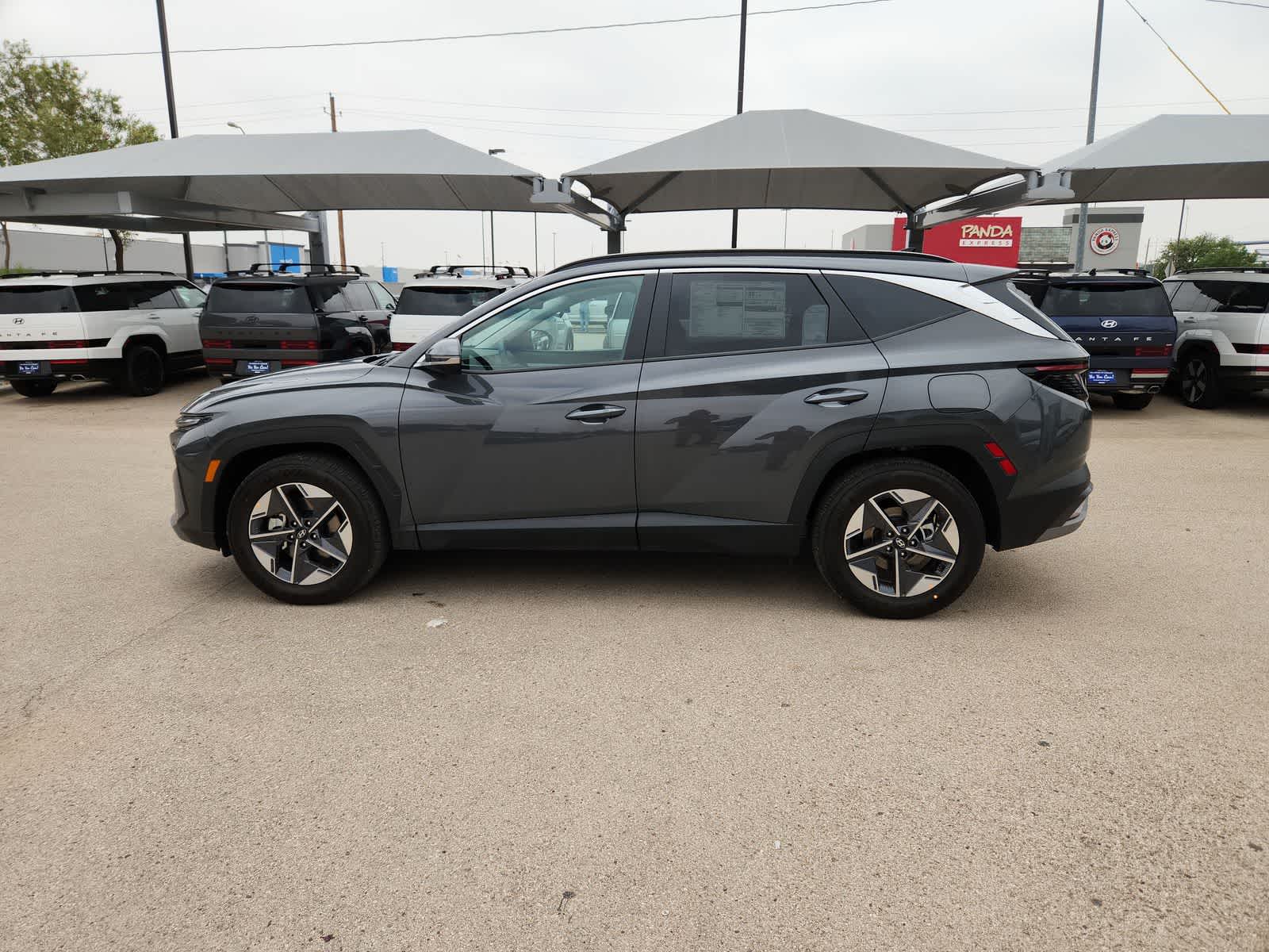 new 2025 Hyundai Tucson car, priced at $35,045