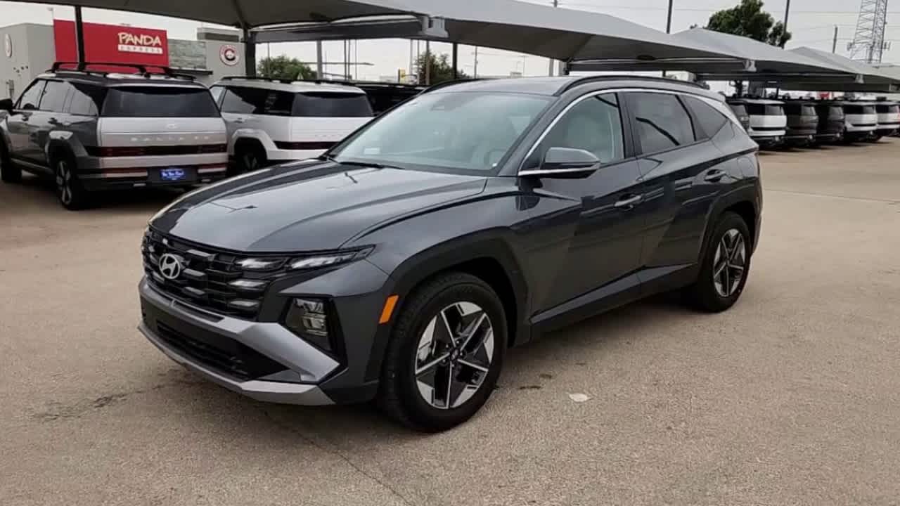 new 2025 Hyundai Tucson car, priced at $35,045
