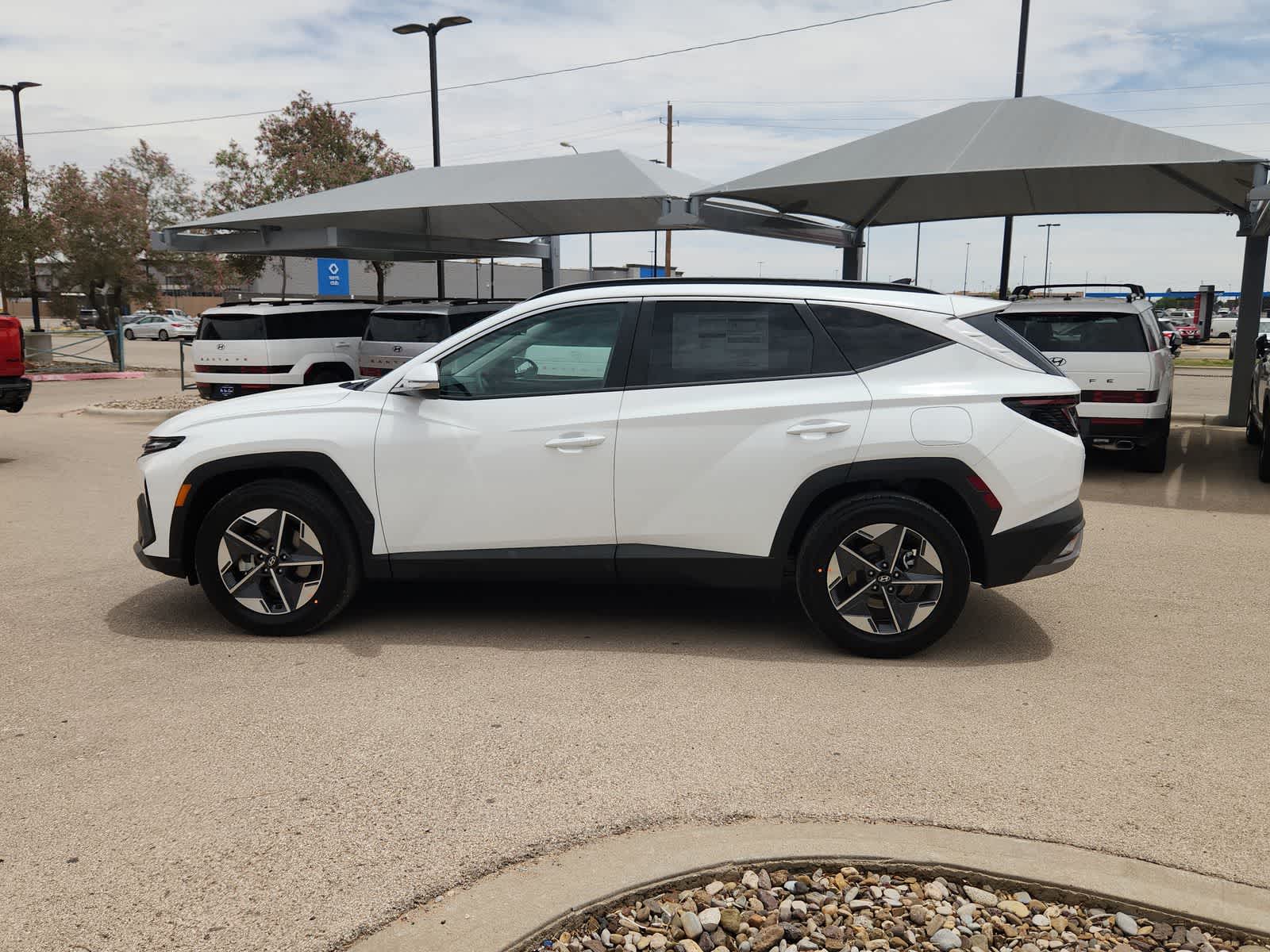 new 2025 Hyundai Tucson car, priced at $35,575