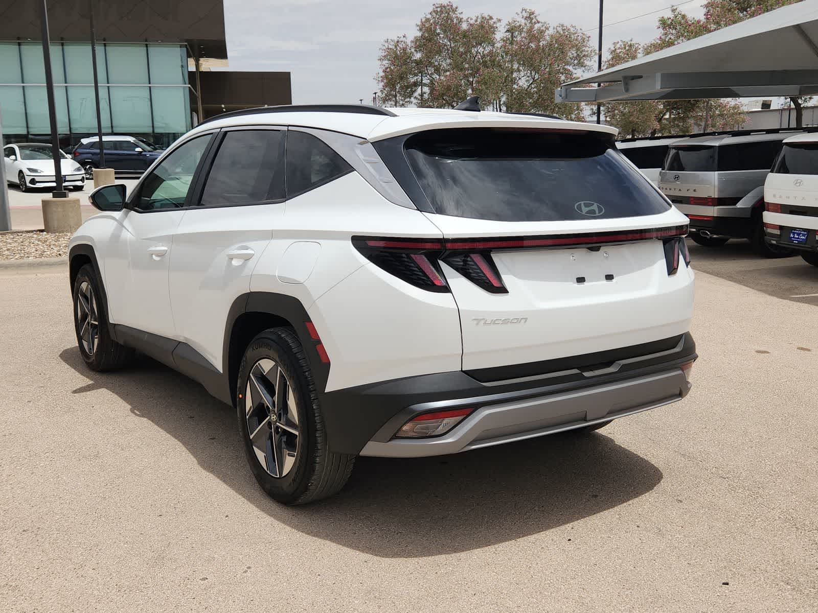 new 2025 Hyundai Tucson car, priced at $35,575