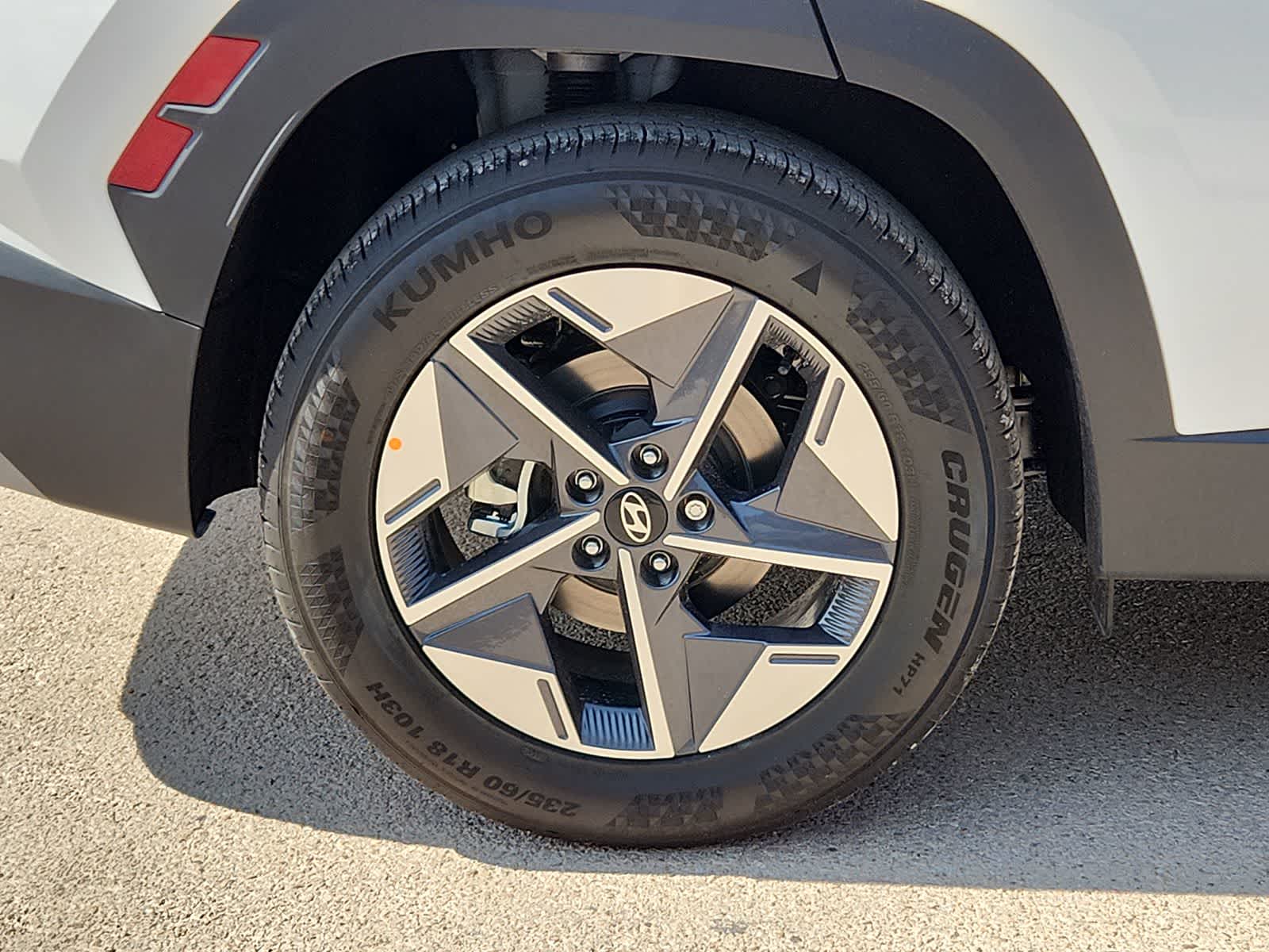 new 2025 Hyundai Tucson car, priced at $35,575