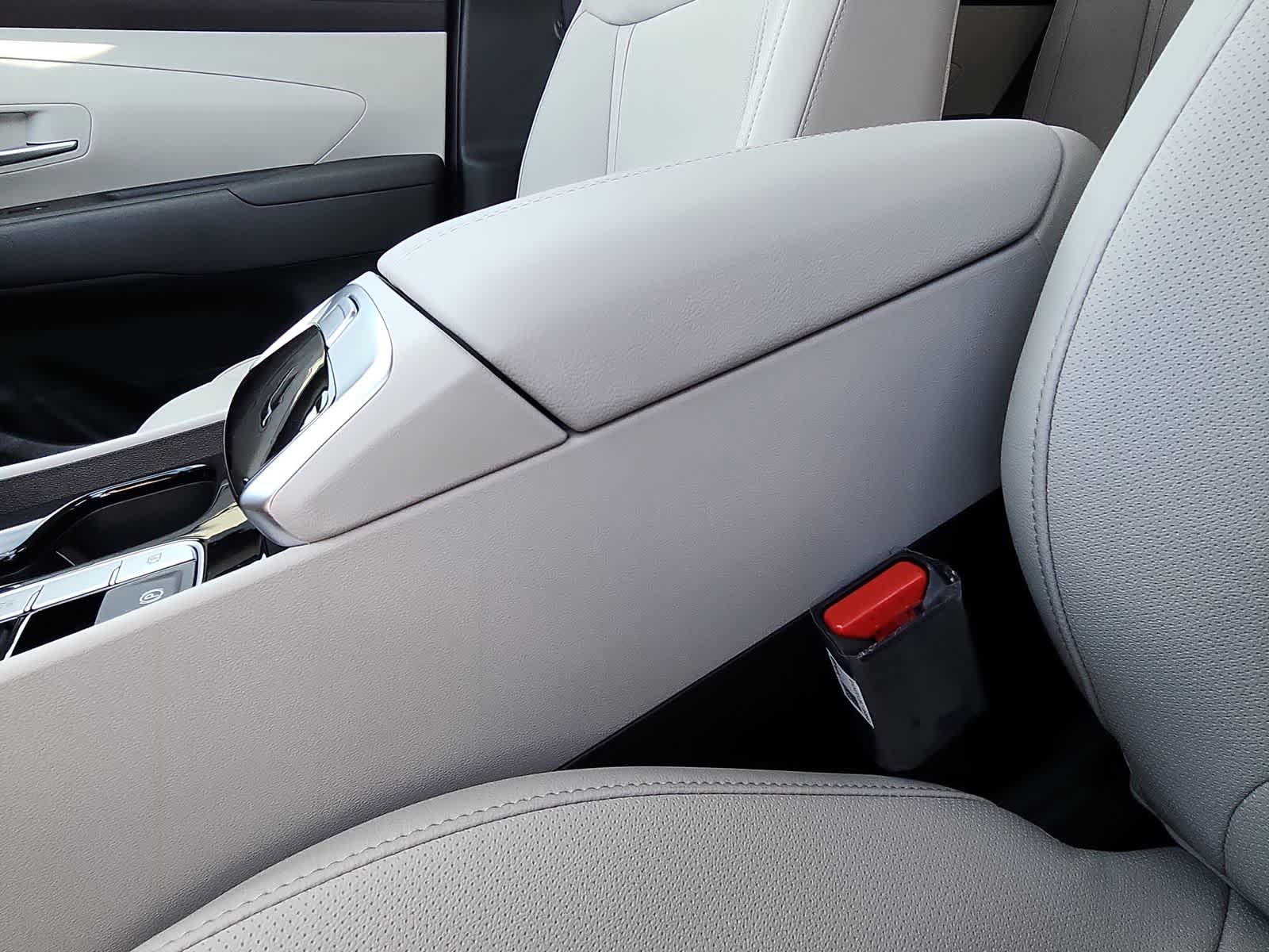 used 2025 Hyundai Tucson car, priced at $31,999