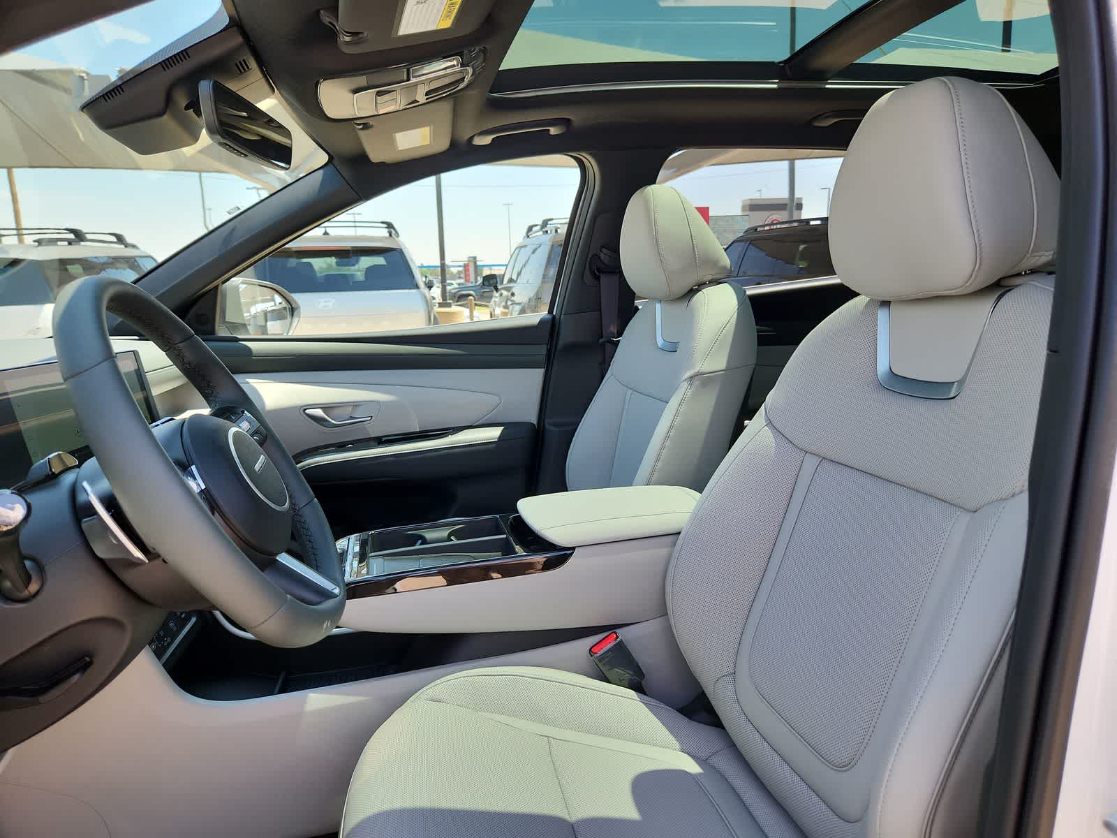 new 2025 Hyundai Tucson car, priced at $41,195