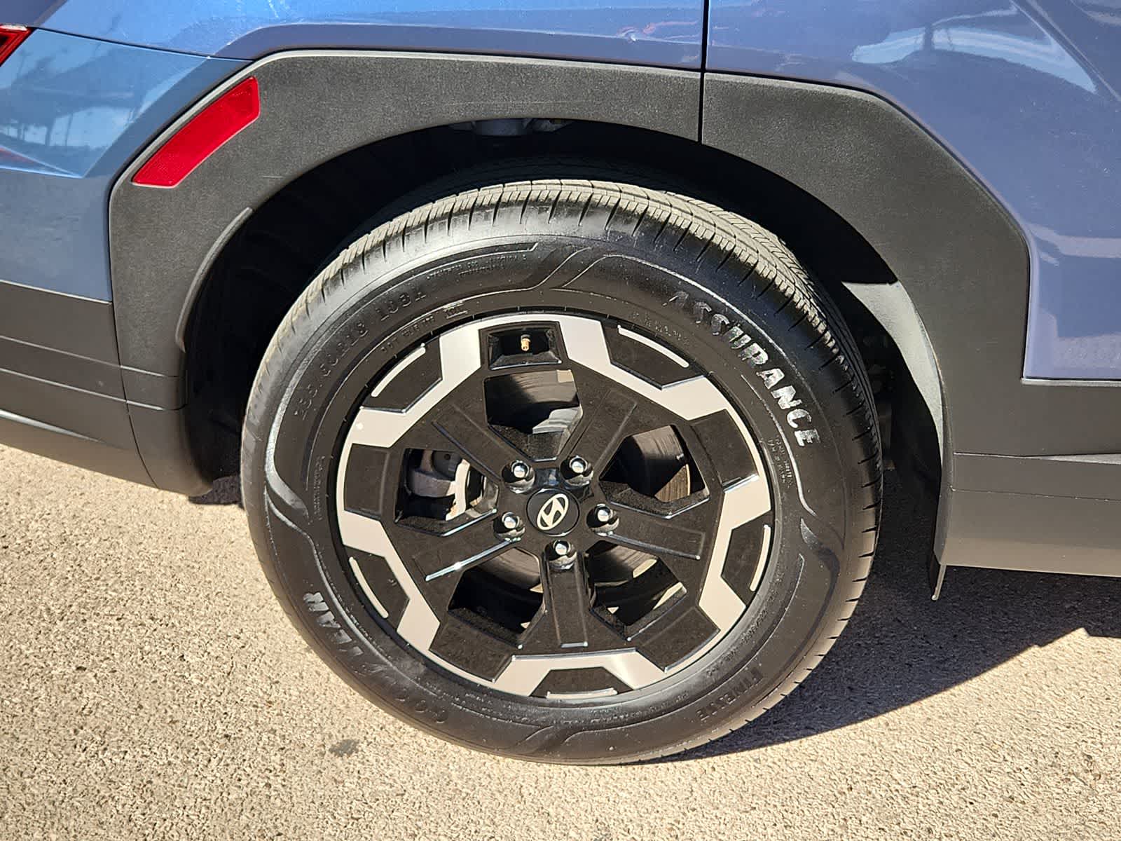 used 2025 Hyundai Santa Fe car, priced at $30,488