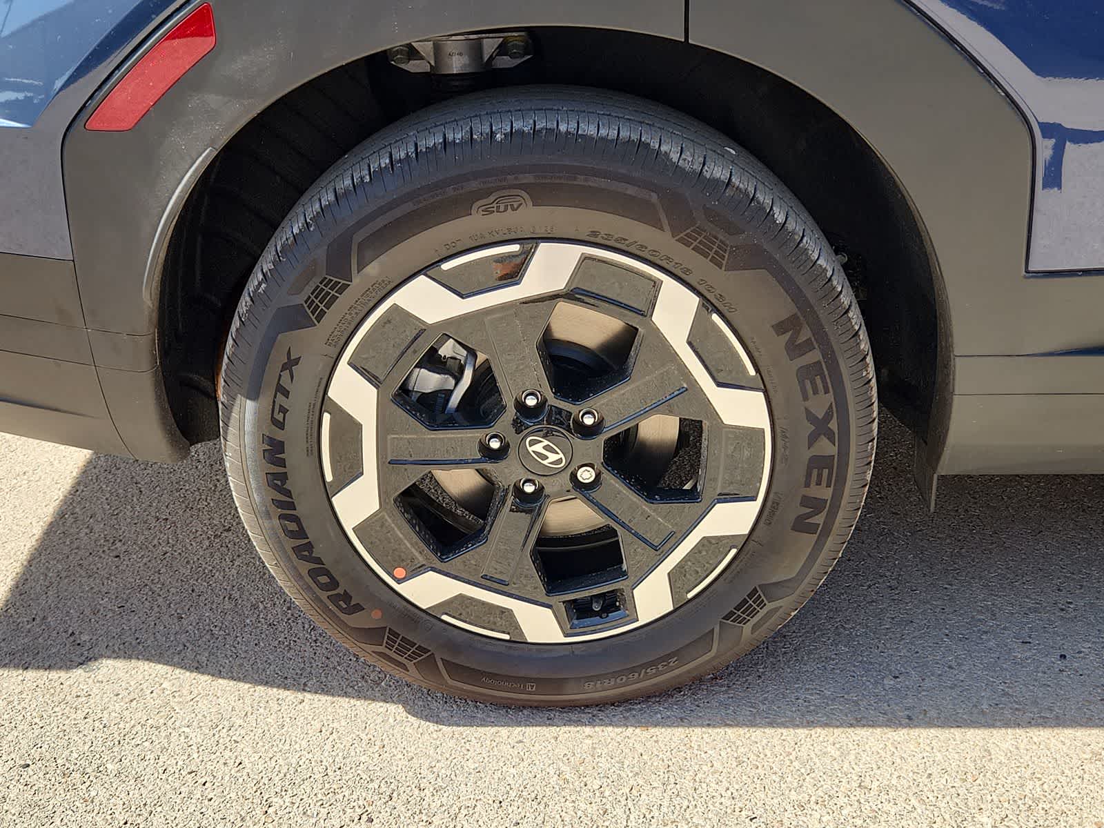 new 2025 Hyundai Santa Fe car, priced at $39,014