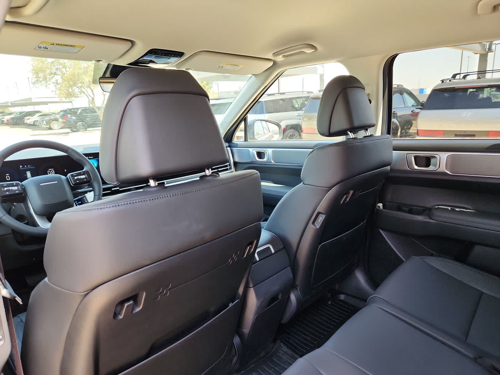 new 2025 Hyundai Santa Fe car, priced at $39,014