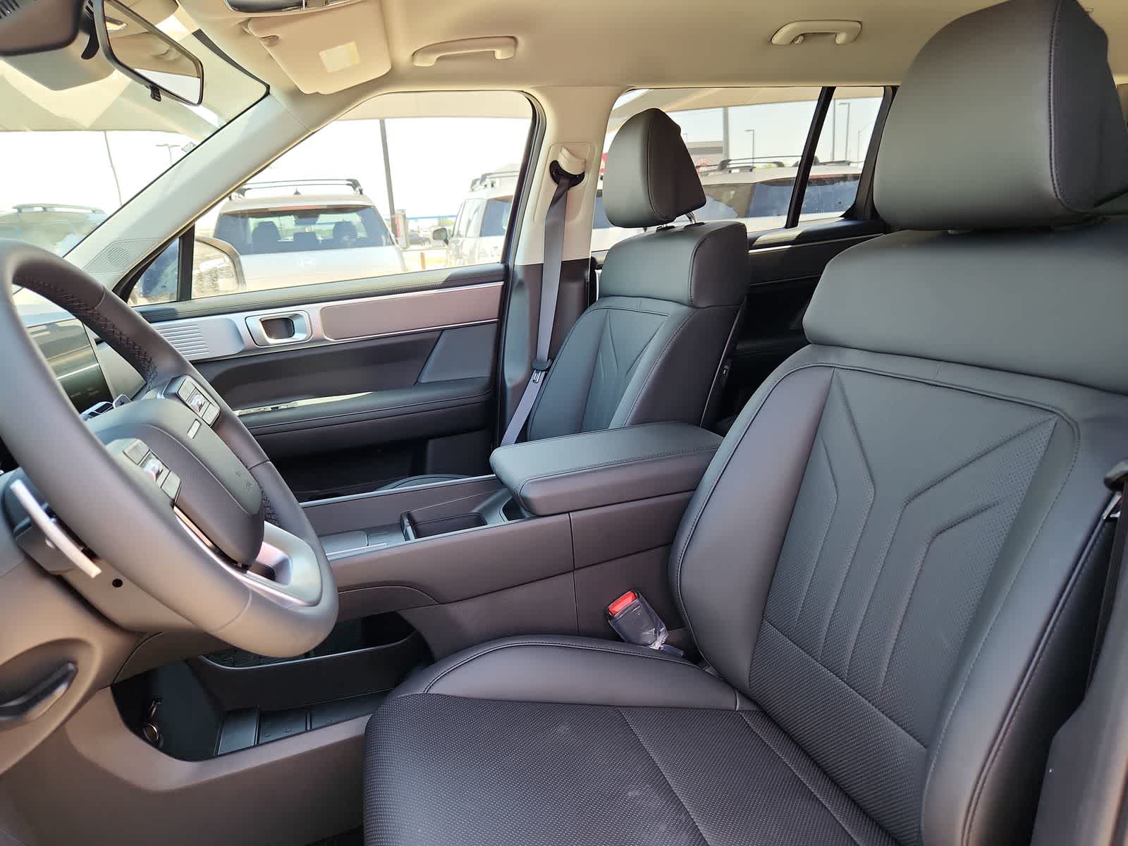 new 2025 Hyundai Santa Fe car, priced at $39,014
