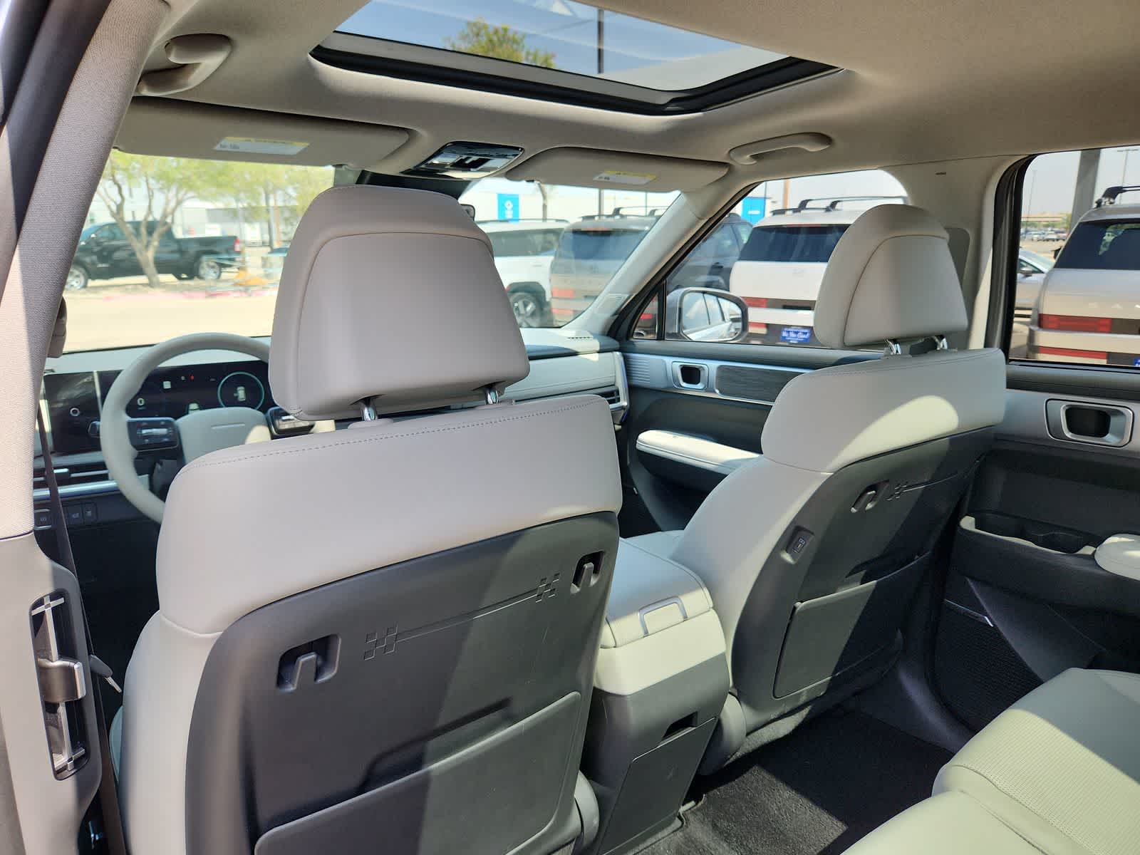 used 2025 Hyundai Santa Fe Hybrid car, priced at $42,999