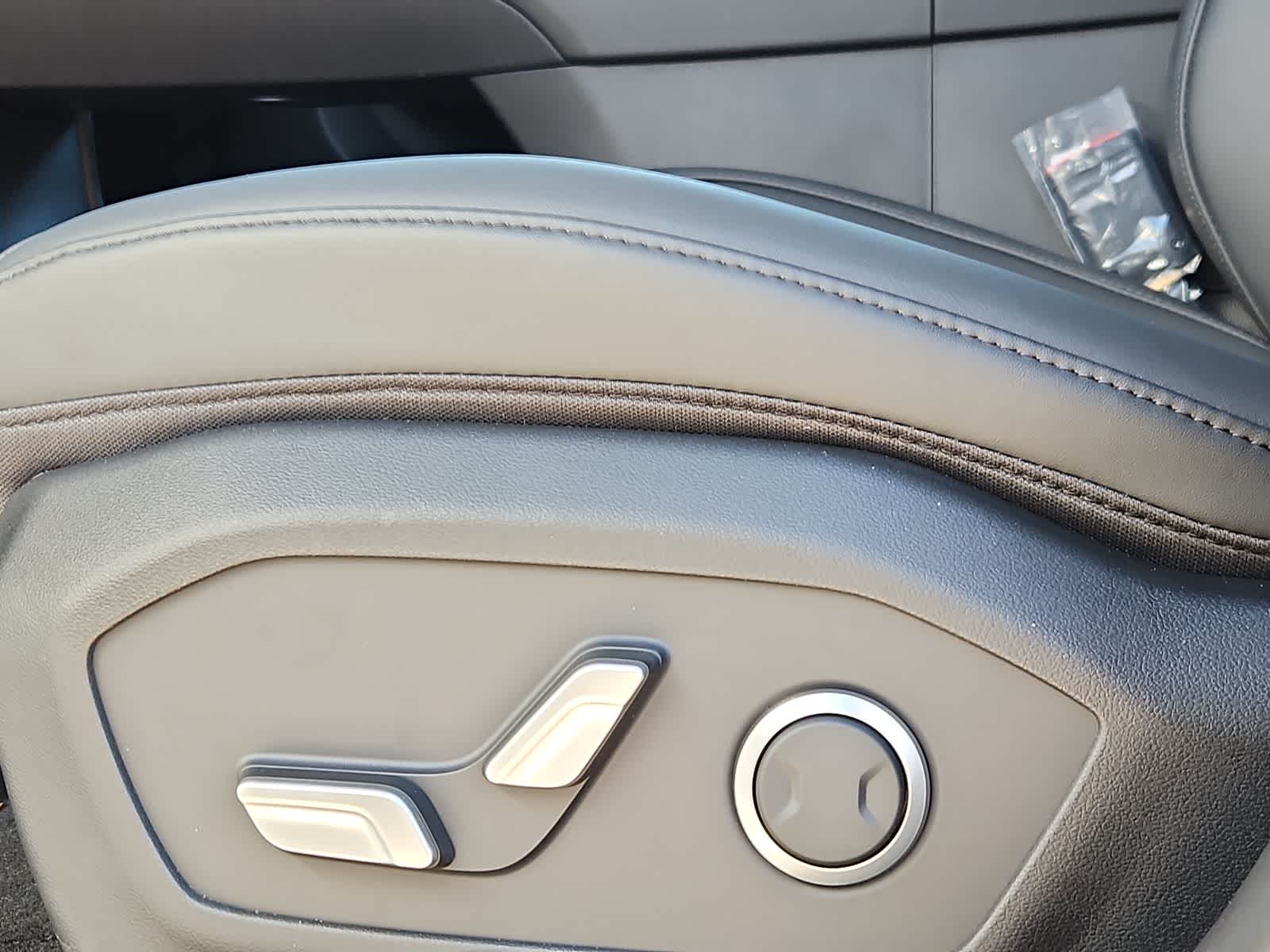 new 2025 Hyundai Santa Fe car, priced at $41,990