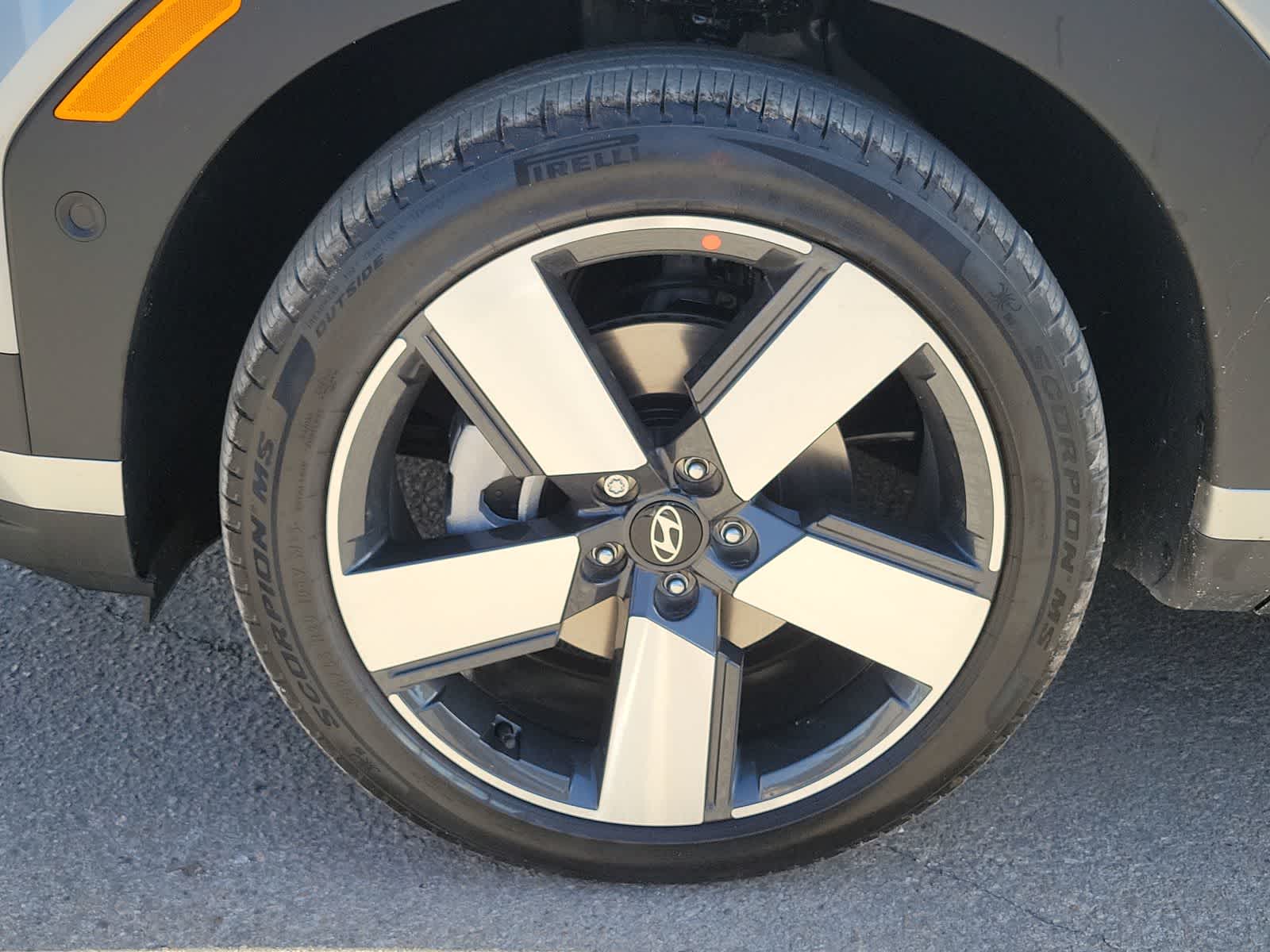 new 2025 Hyundai Santa Fe car, priced at $44,825