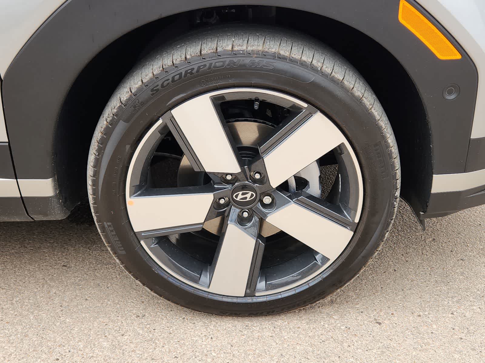 new 2025 Hyundai Santa Fe car, priced at $44,914