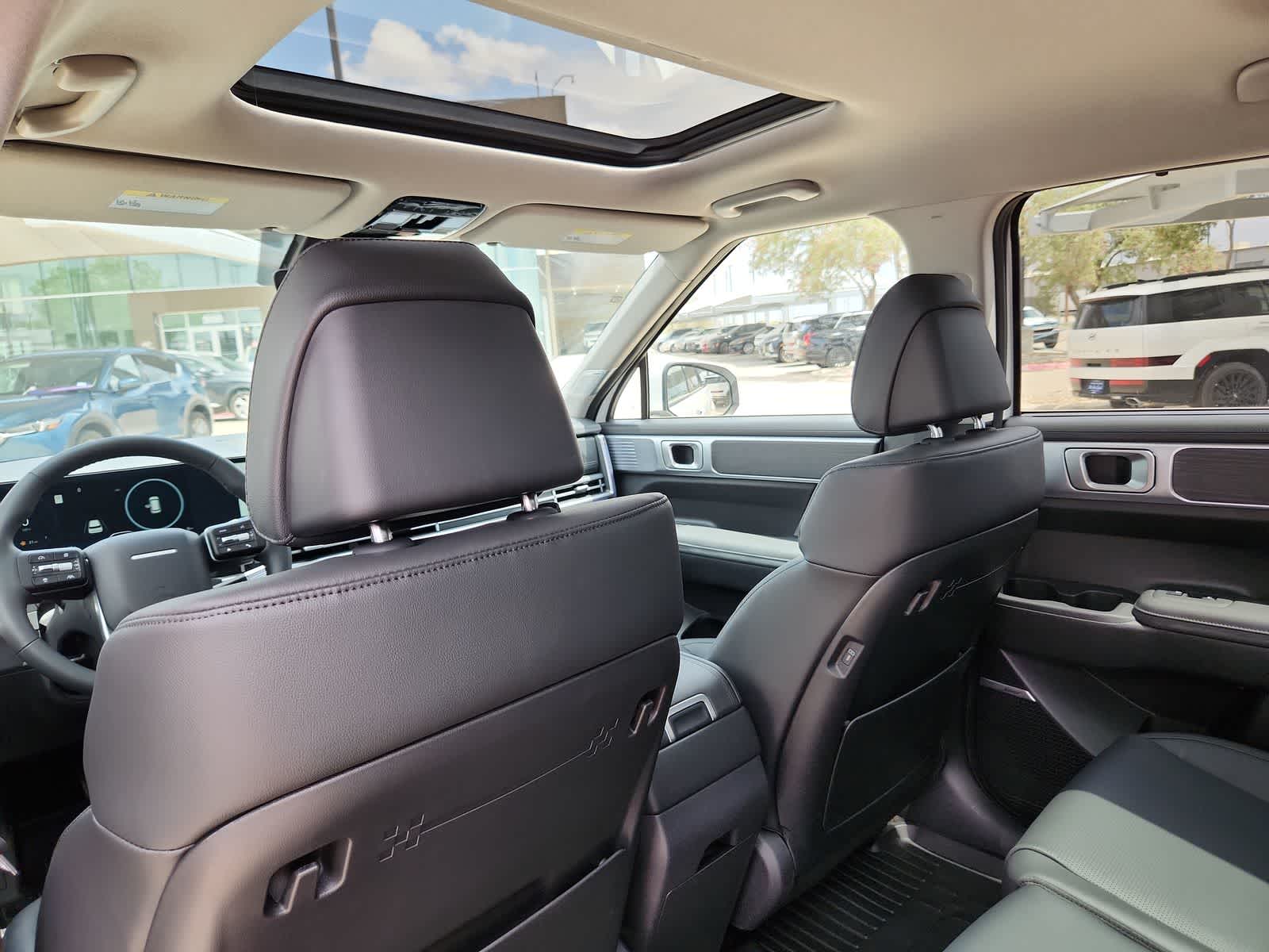 new 2025 Hyundai Santa Fe car, priced at $45,594
