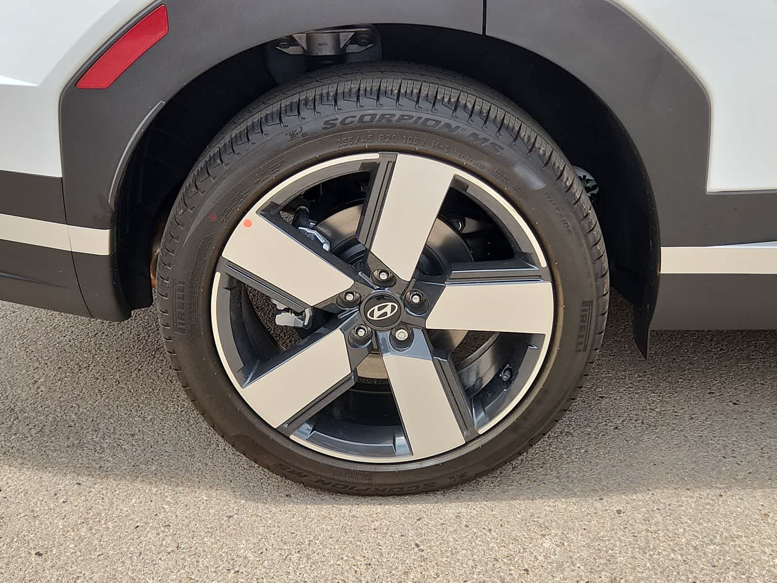 new 2025 Hyundai Santa Fe car, priced at $45,594
