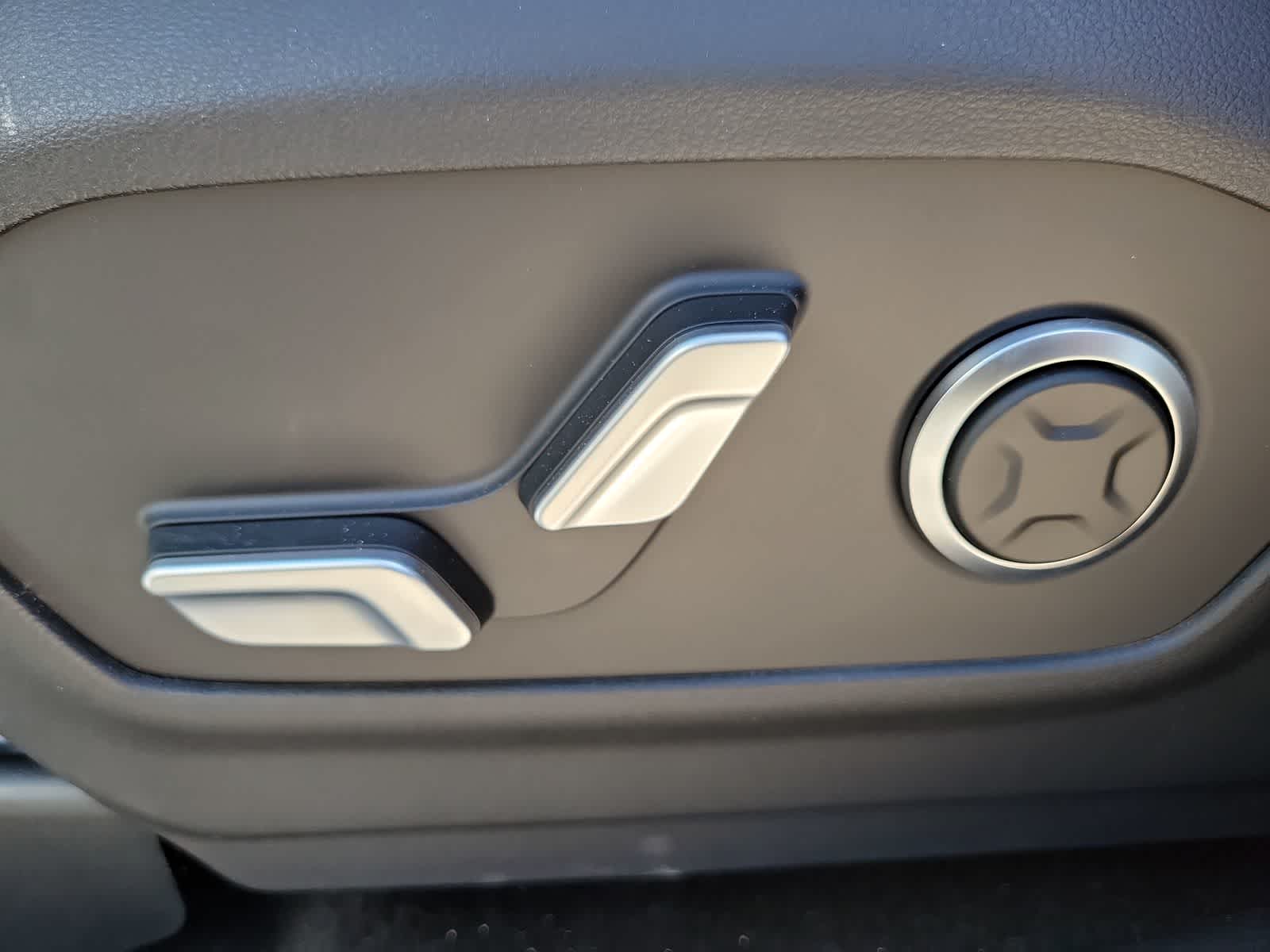 new 2025 Hyundai Santa Fe car, priced at $47,209
