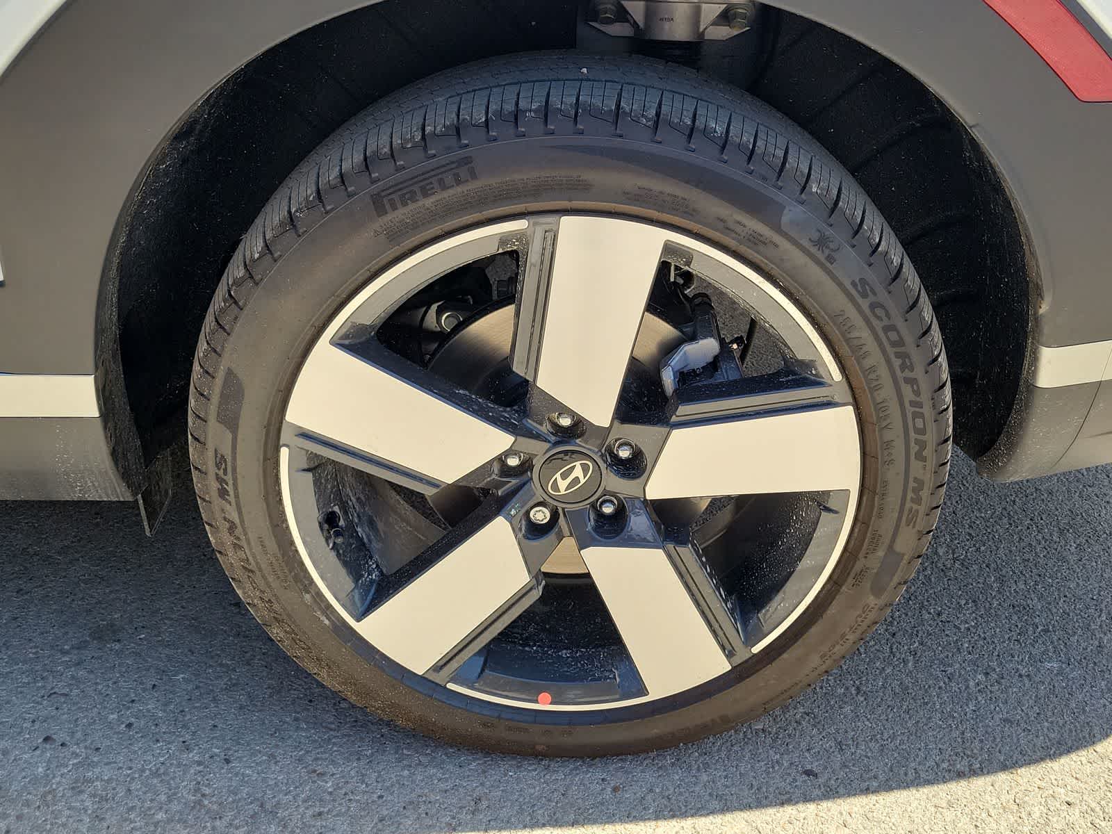 new 2025 Hyundai Santa Fe car, priced at $47,209