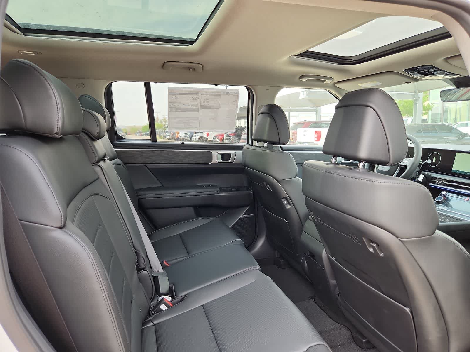 new 2025 Hyundai Santa Fe car, priced at $47,165