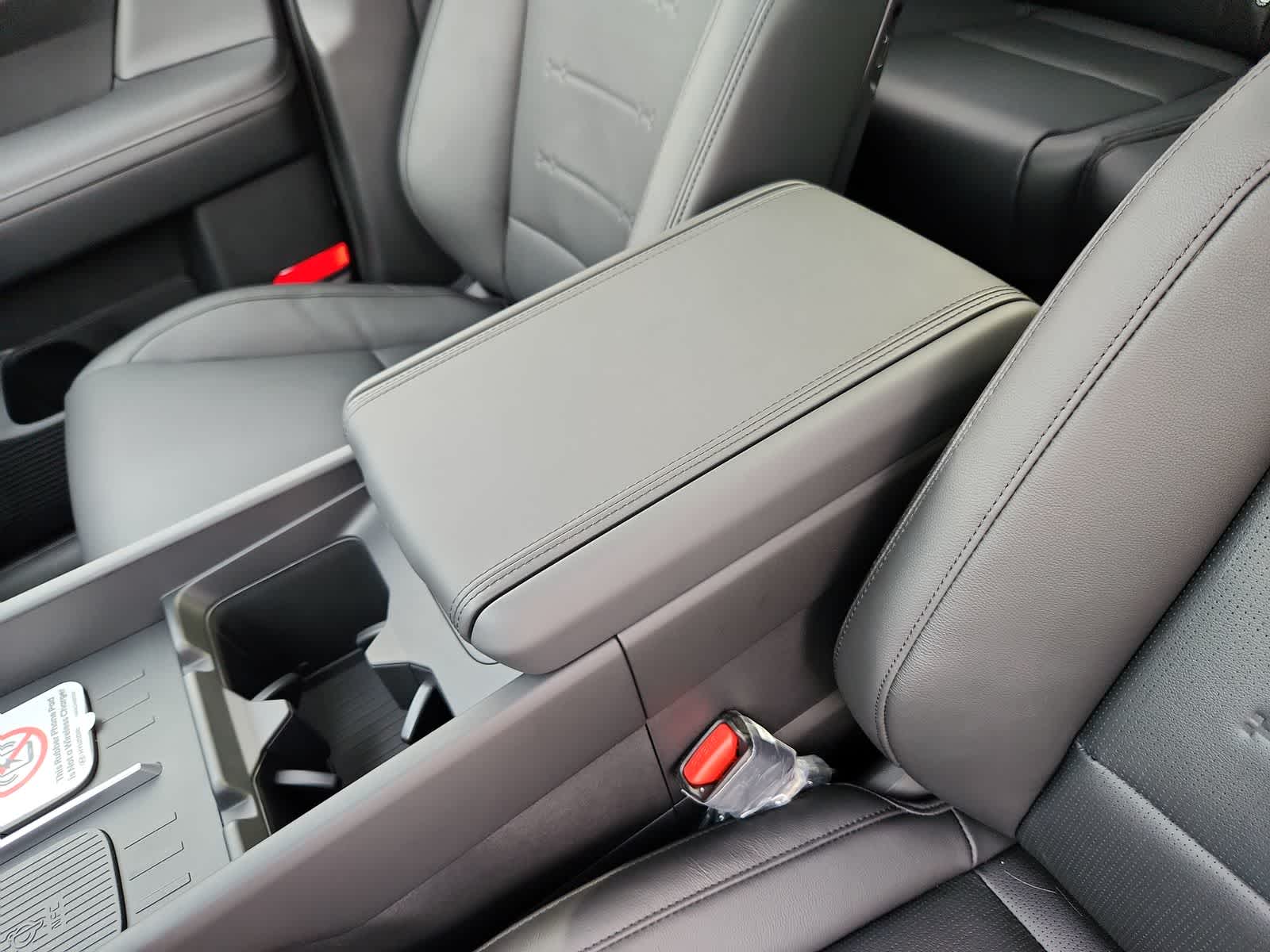 new 2025 Hyundai Santa Fe car, priced at $47,165