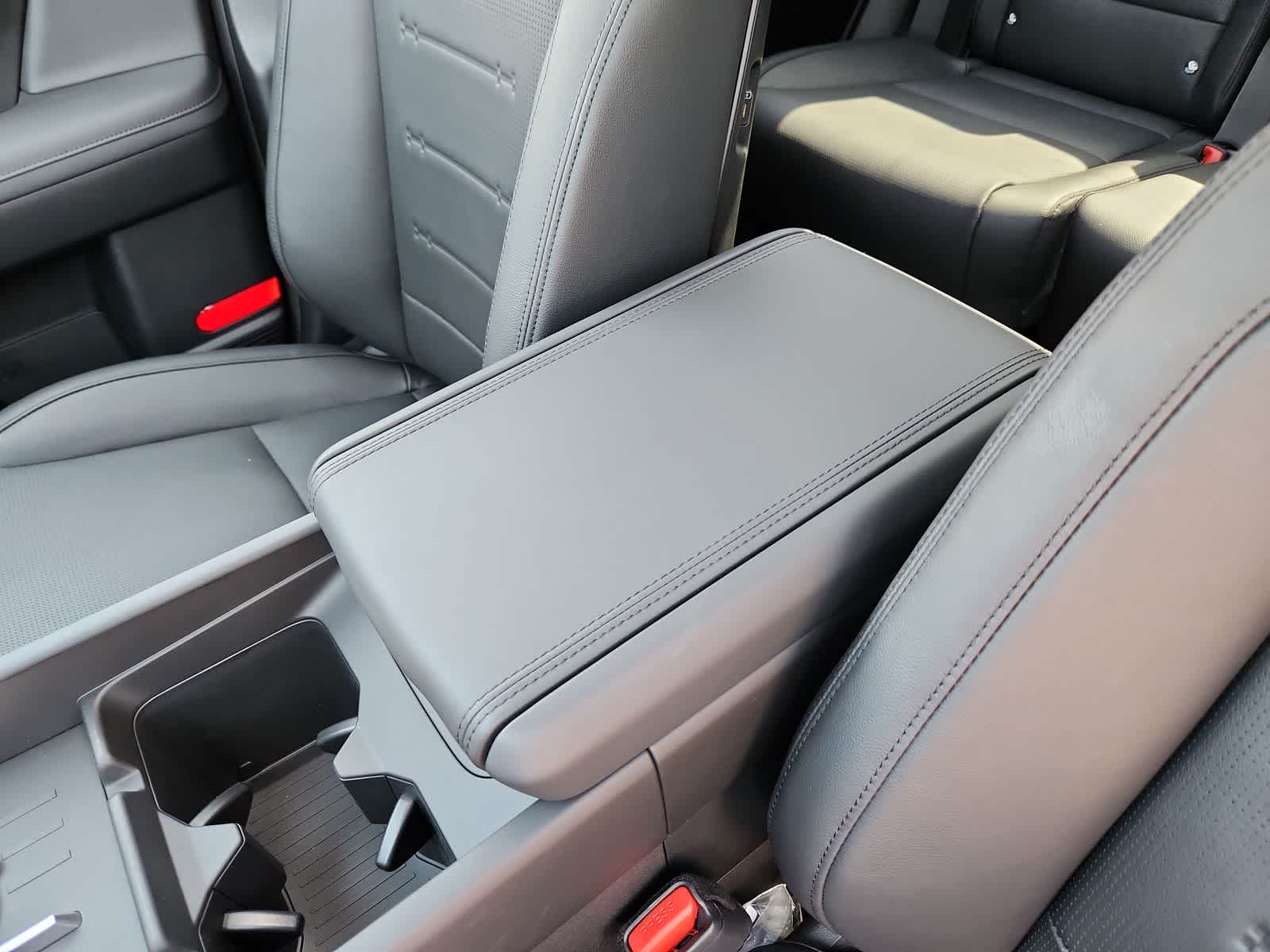 new 2025 Hyundai Santa Fe car, priced at $47,735