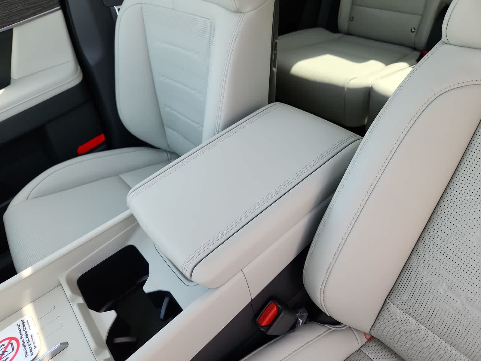 new 2025 Hyundai Santa Fe car, priced at $46,644