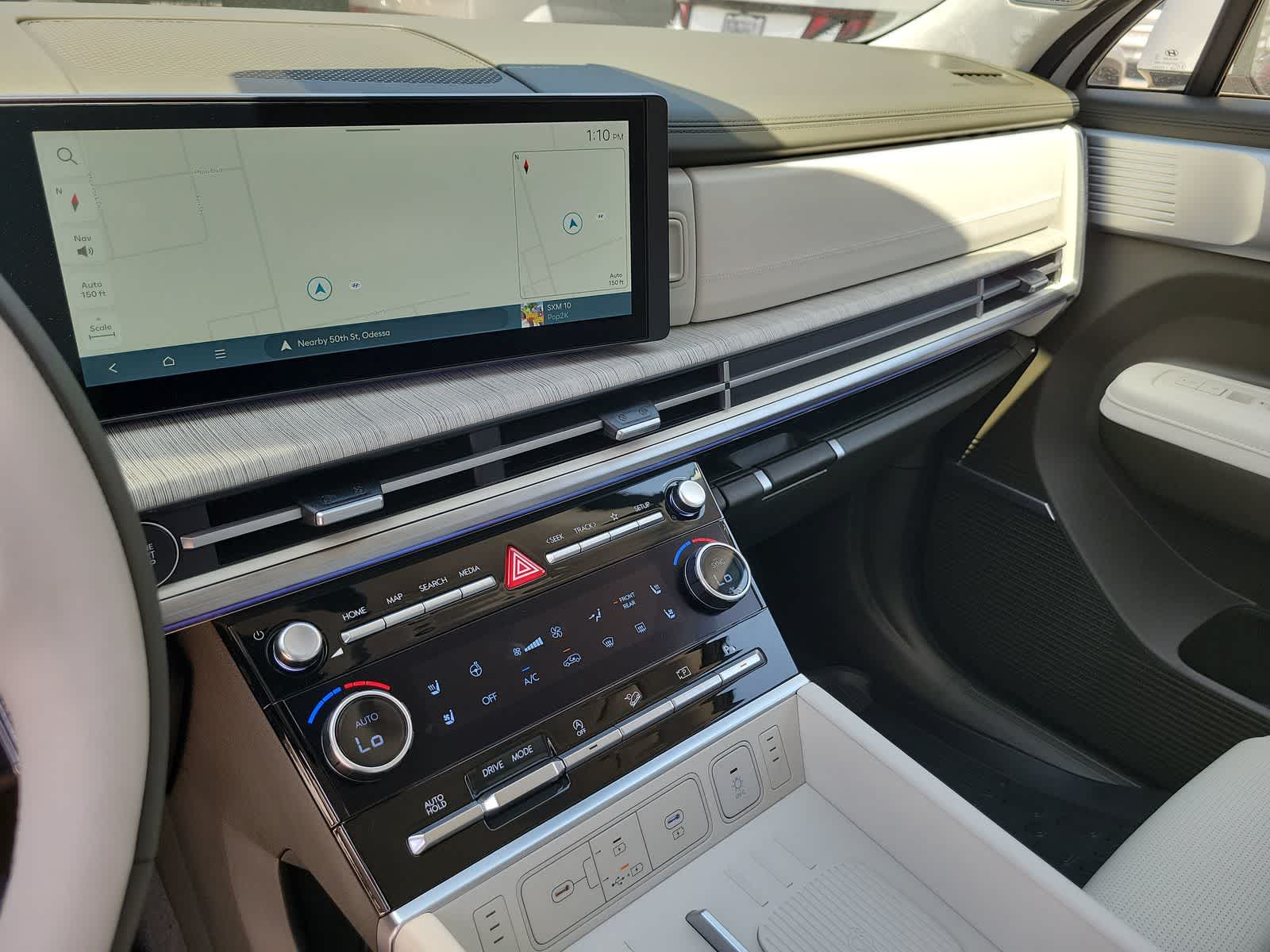 new 2025 Hyundai Santa Fe car, priced at $48,600