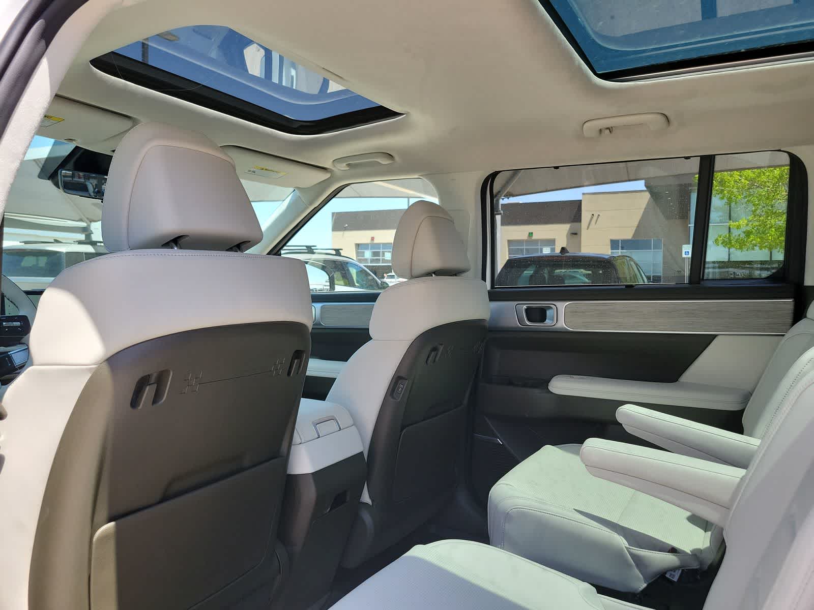 new 2025 Hyundai Santa Fe car, priced at $48,600