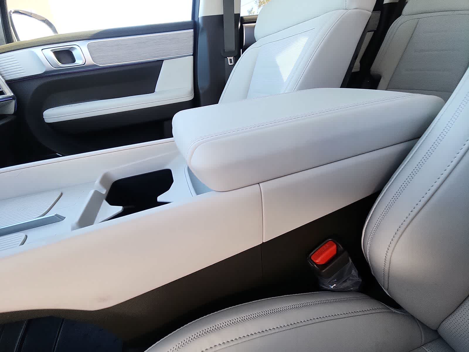 new 2025 Hyundai Santa Fe car, priced at $49,759