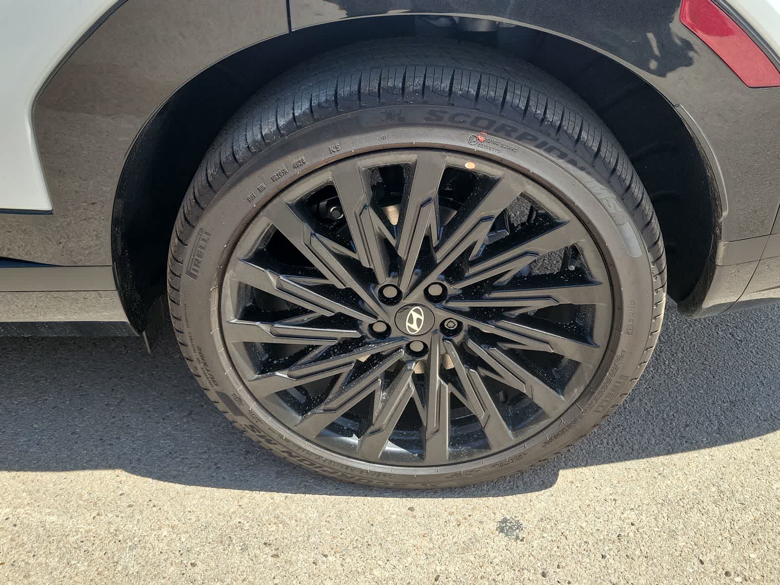 new 2025 Hyundai Santa Fe car, priced at $50,294