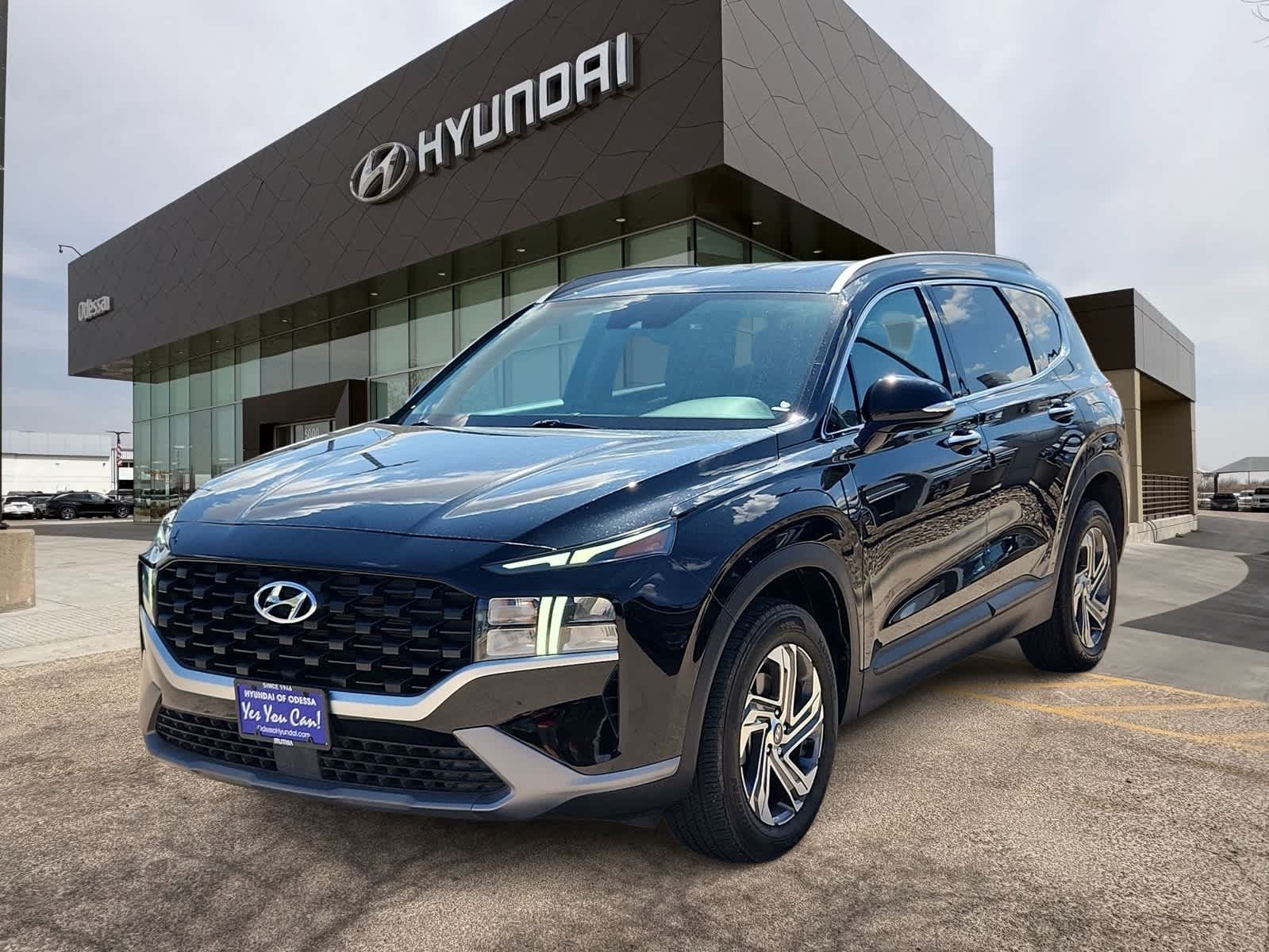 used 2023 Hyundai Santa Fe car, priced at $23,999