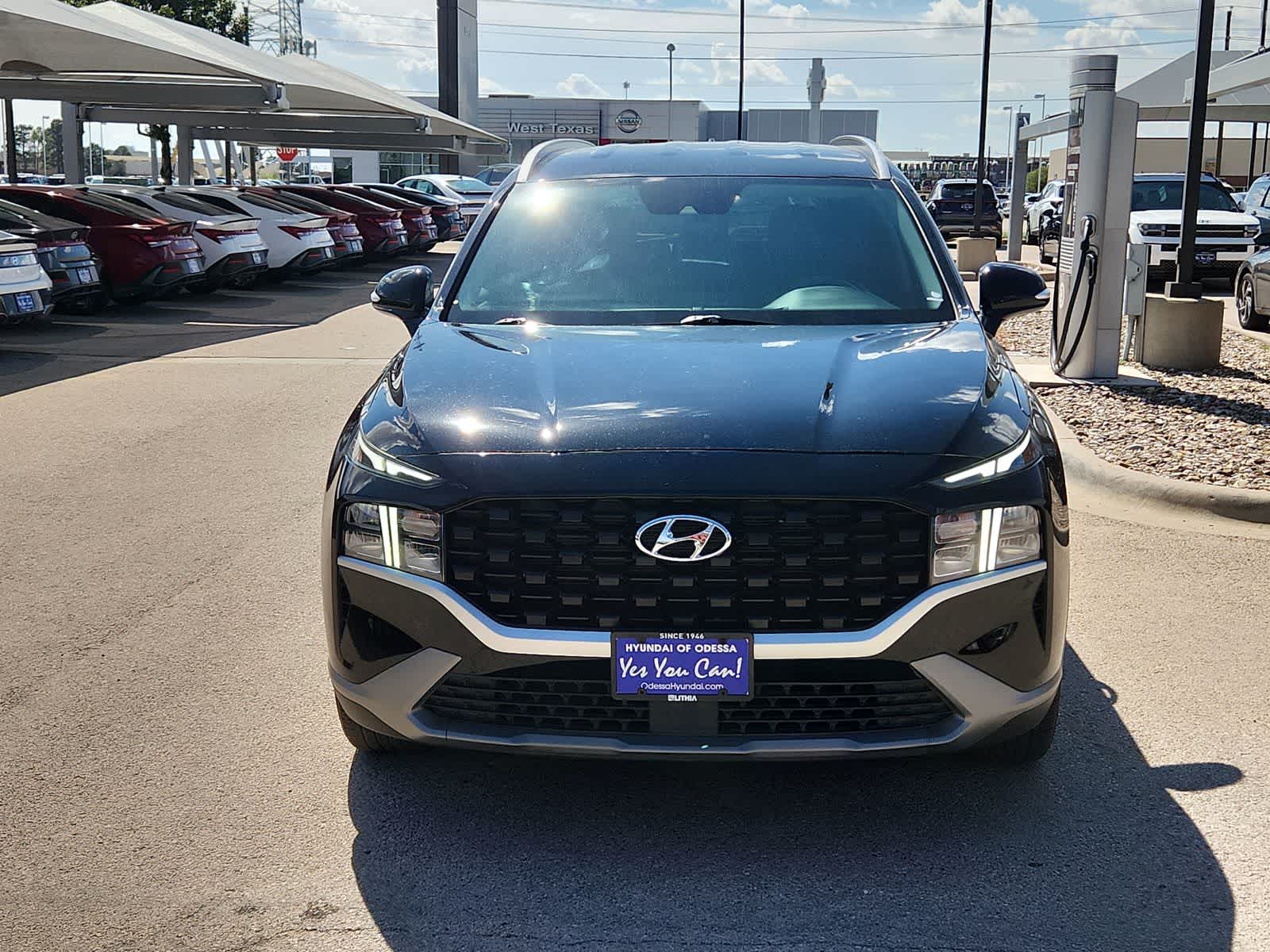 used 2023 Hyundai Santa Fe car, priced at $23,999
