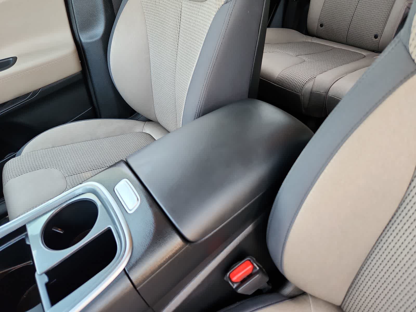 used 2023 Hyundai Santa Fe car, priced at $24,999