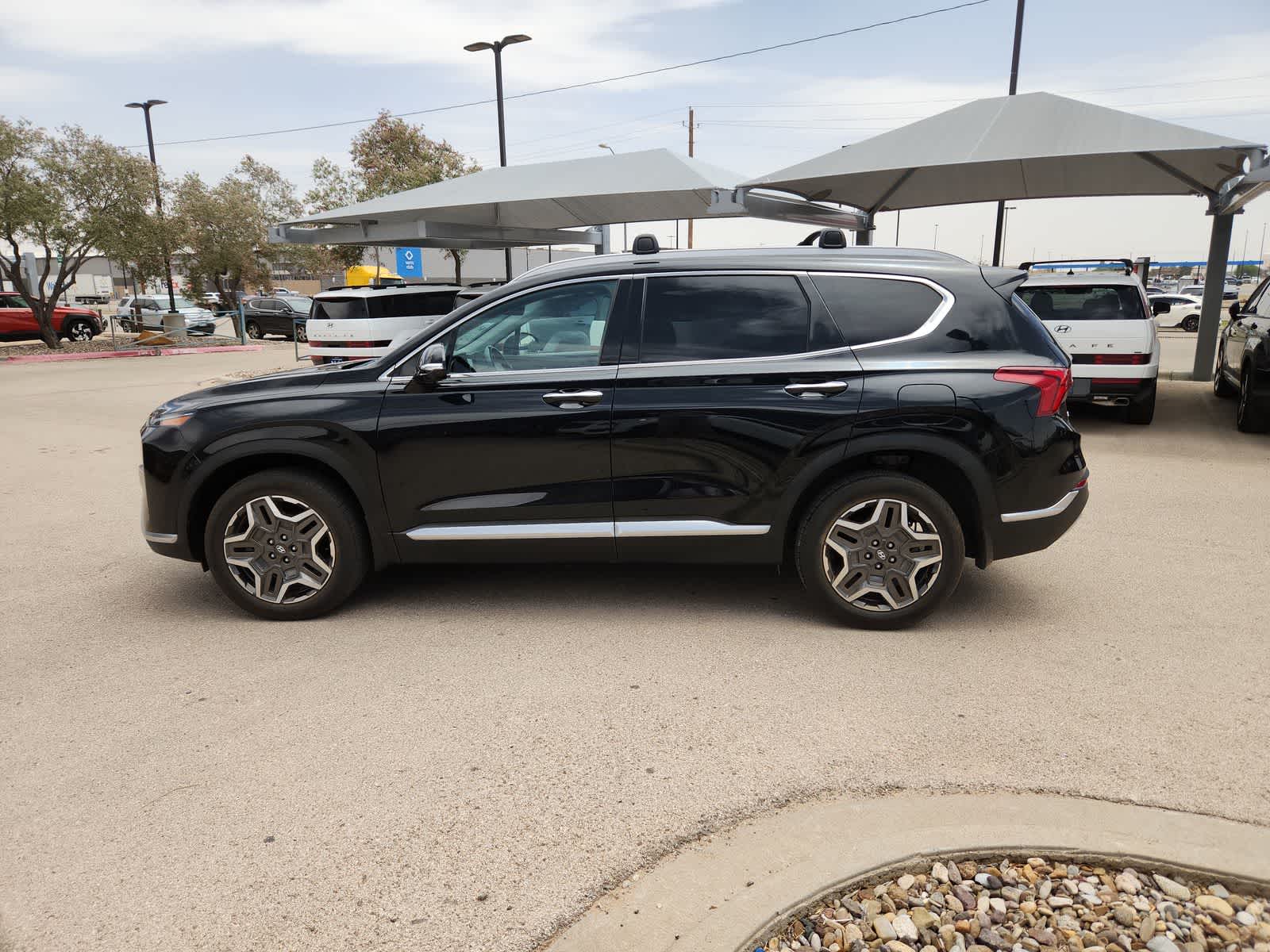 used 2021 Hyundai Santa Fe car, priced at $29,999