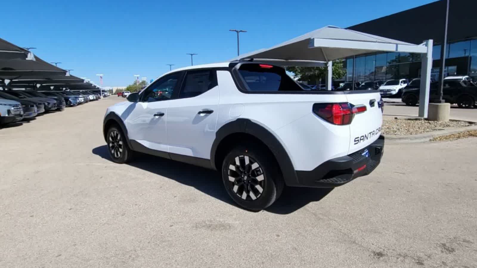 used 2025 Hyundai Santa Cruz car, priced at $26,499